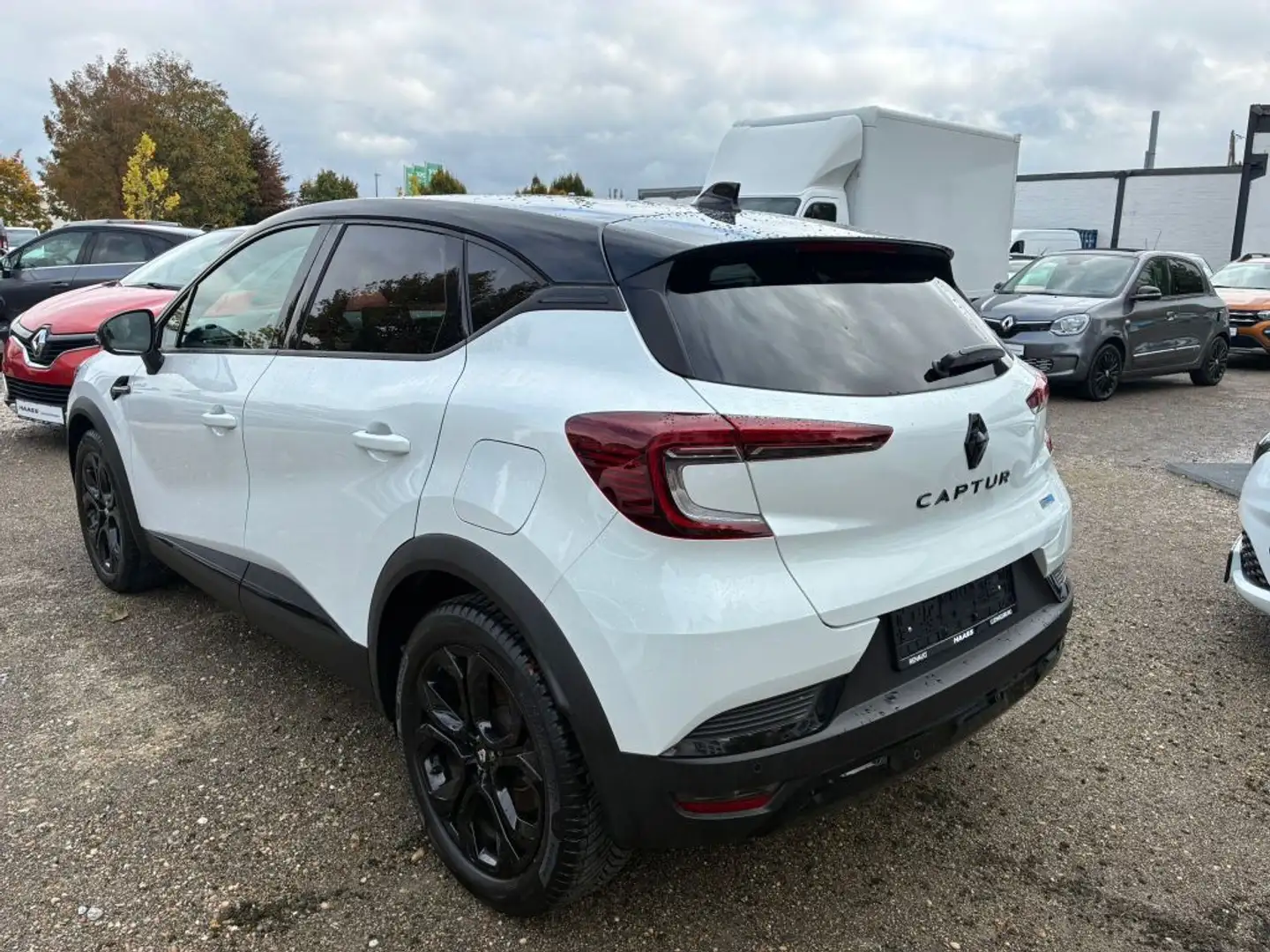 Renault Captur E-TECH Plug-in Hybrid 160 TECHNO Blanc - 2
