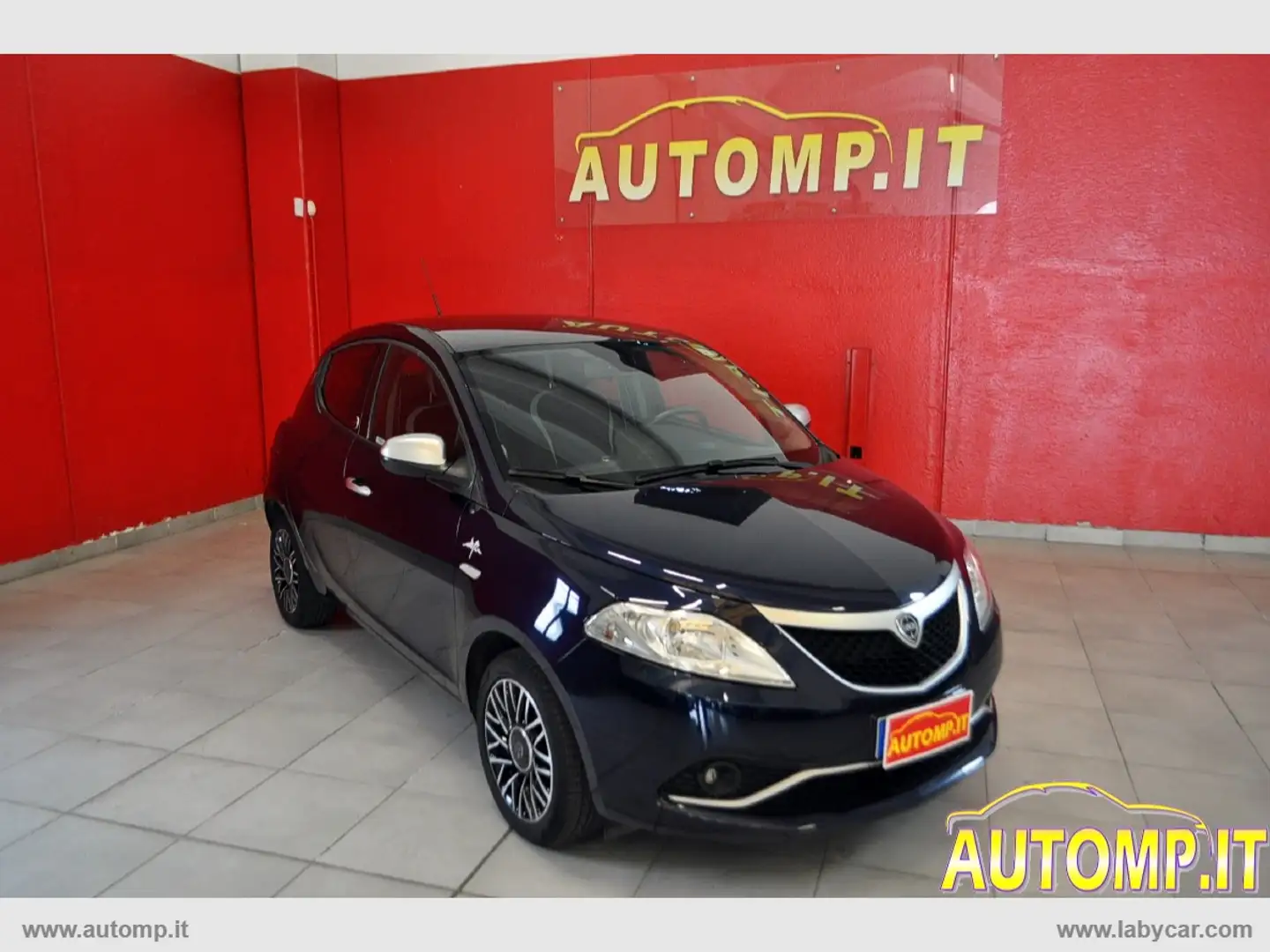 Lancia Ypsilon 1.2 69 CV 5p. GPL Ecochic Unyca Blu/Azzurro - 1