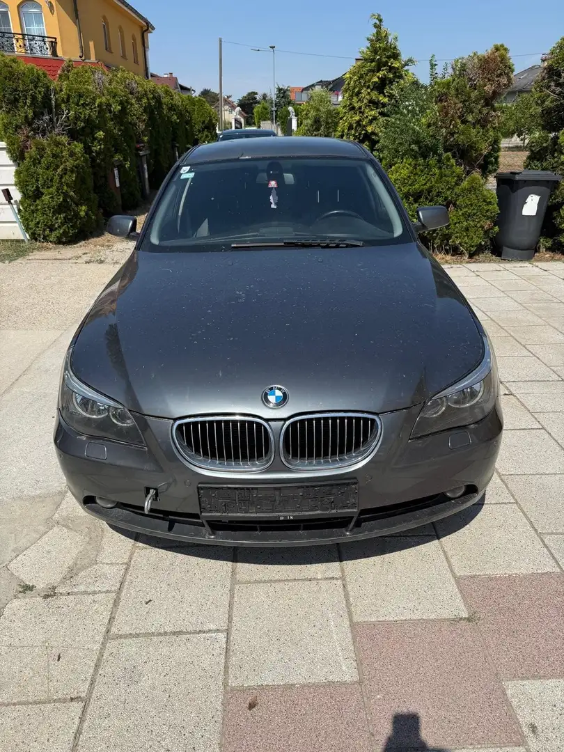 BMW 525 525d Österreich-Paket - 1