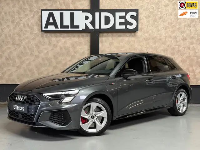 Audi A3 Sportback 45 TFSI e S edition Competition 3x S-lin