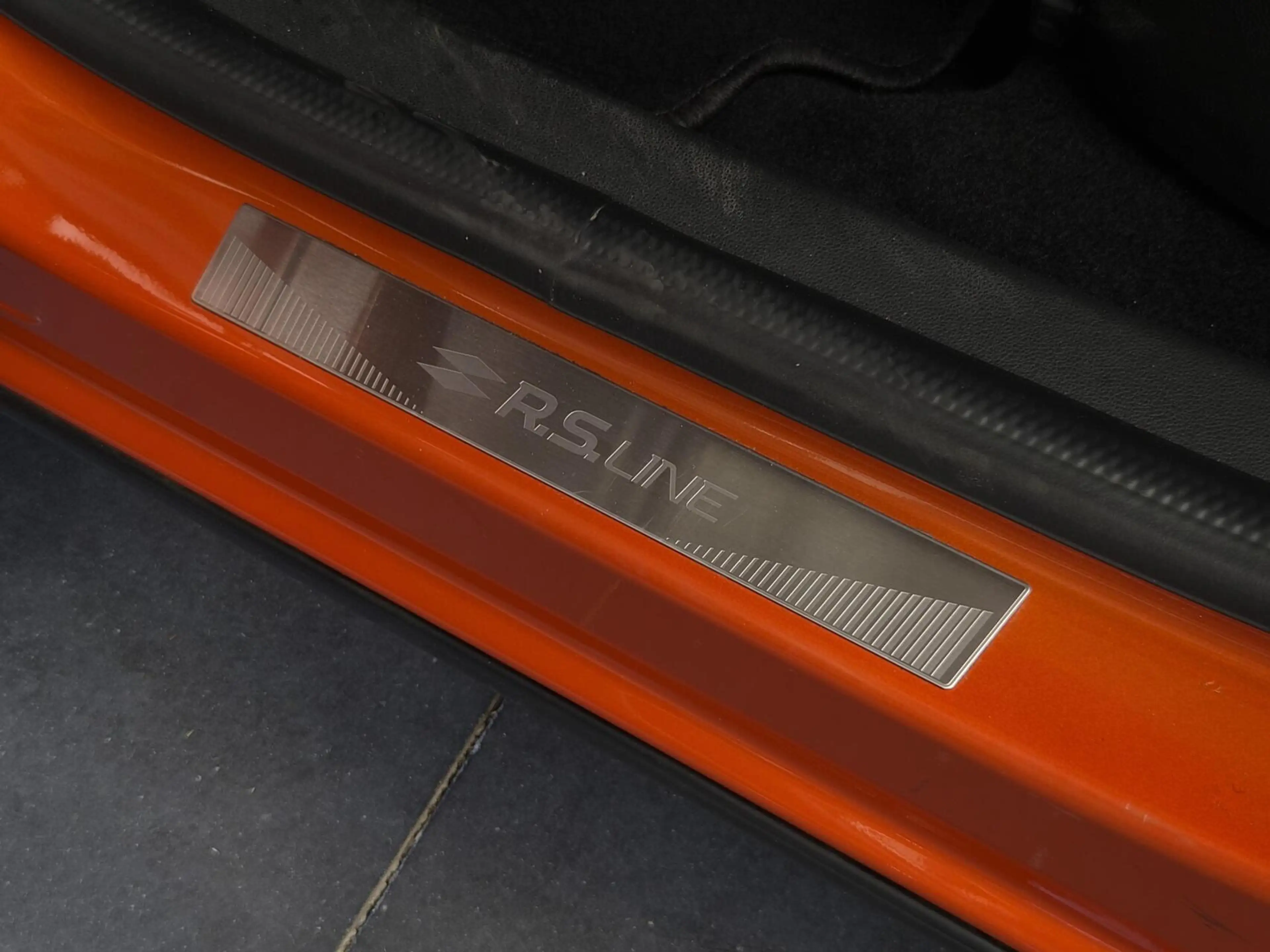 Renault Arkana 1.6 E-Tech Hybrid 145 R.S. Line — photo 49