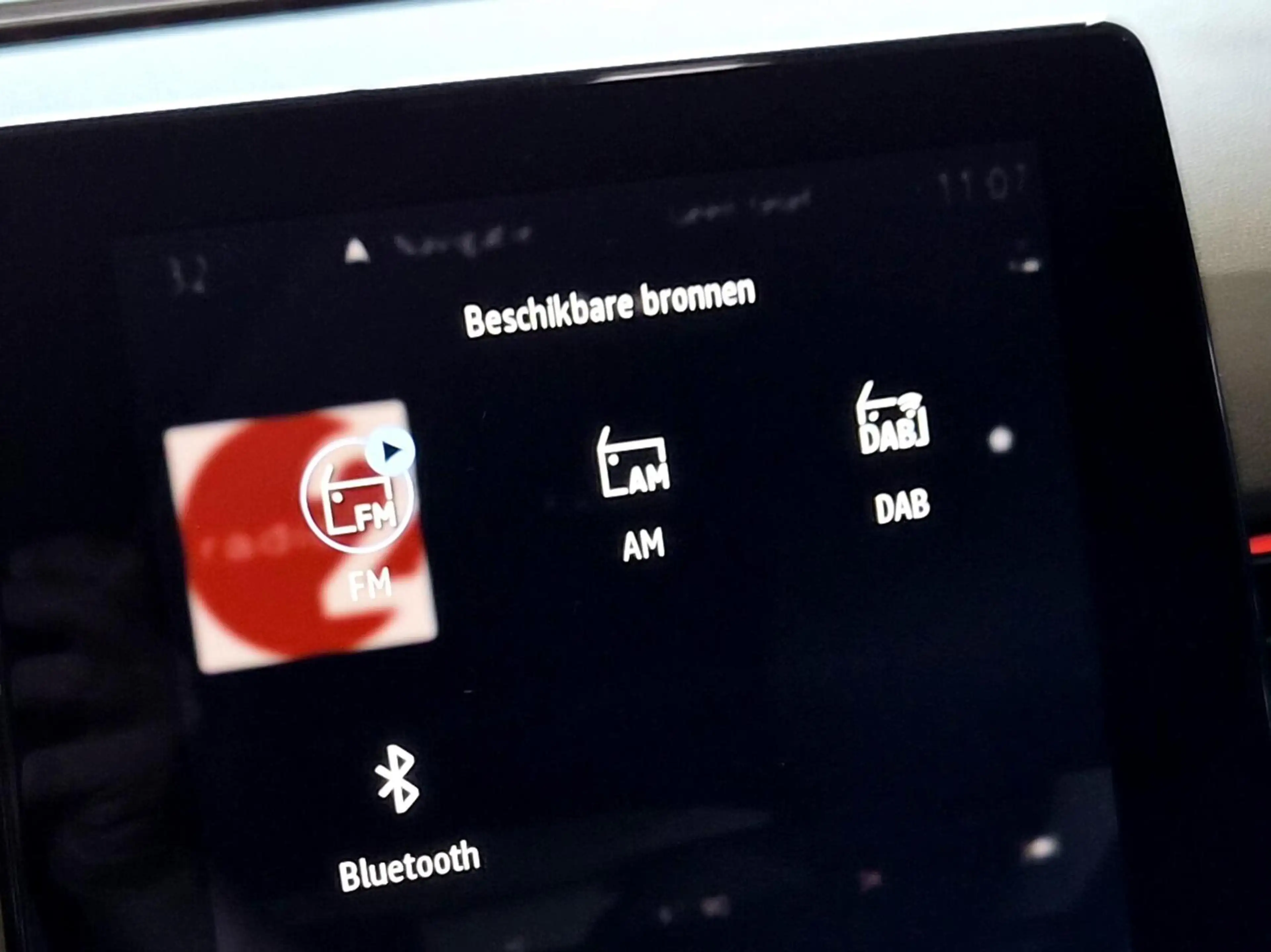 Renault Arkana 1.6 E-Tech Hybrid 145 R.S. Line — photo 39