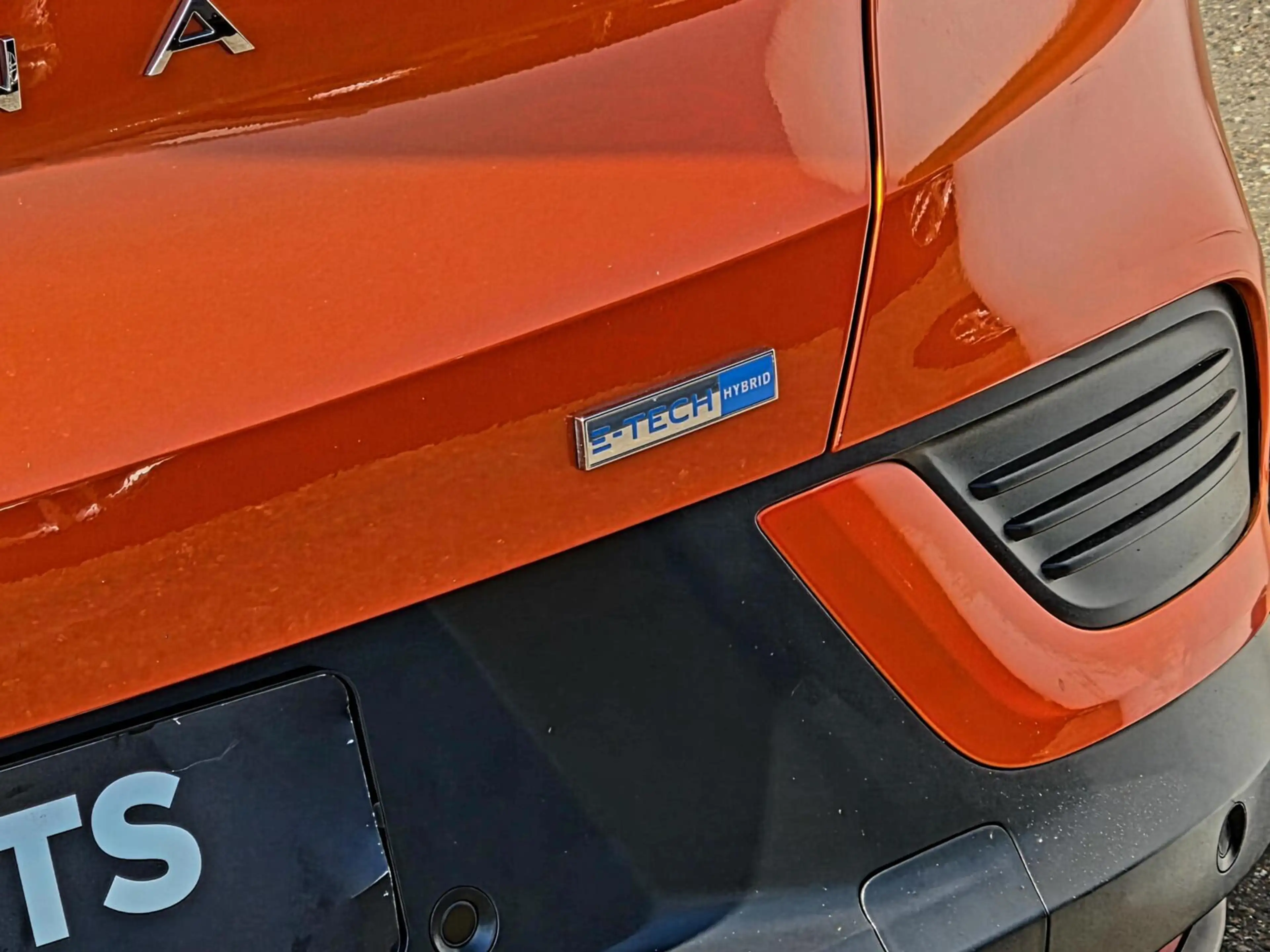 Renault Arkana 1.6 E-Tech Hybrid 145 R.S. Line — photo 29