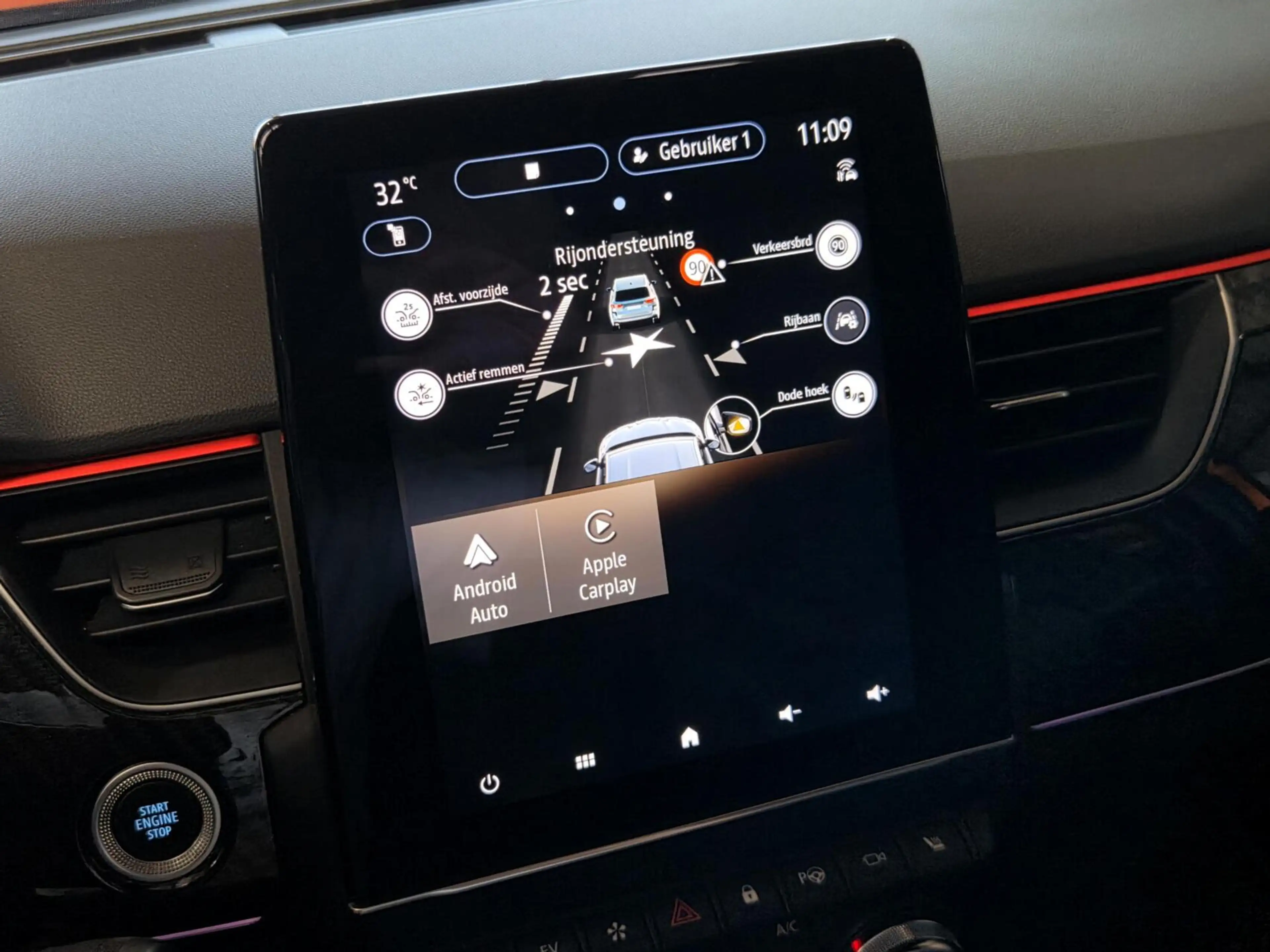 Renault Arkana 1.6 E-Tech Hybrid 145 R.S. Line — photo 44