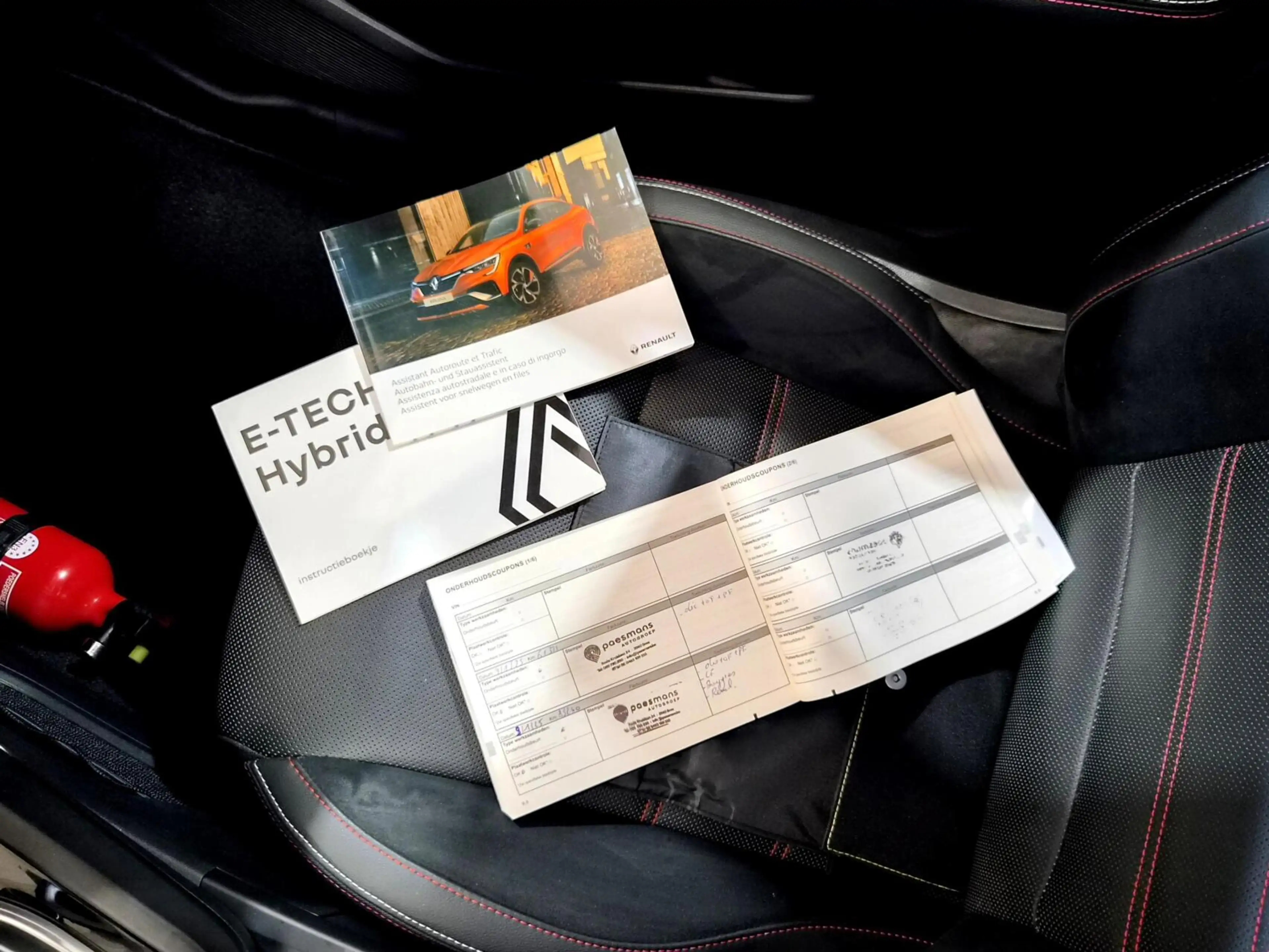 Renault Arkana 1.6 E-Tech Hybrid 145 R.S. Line — photo 12
