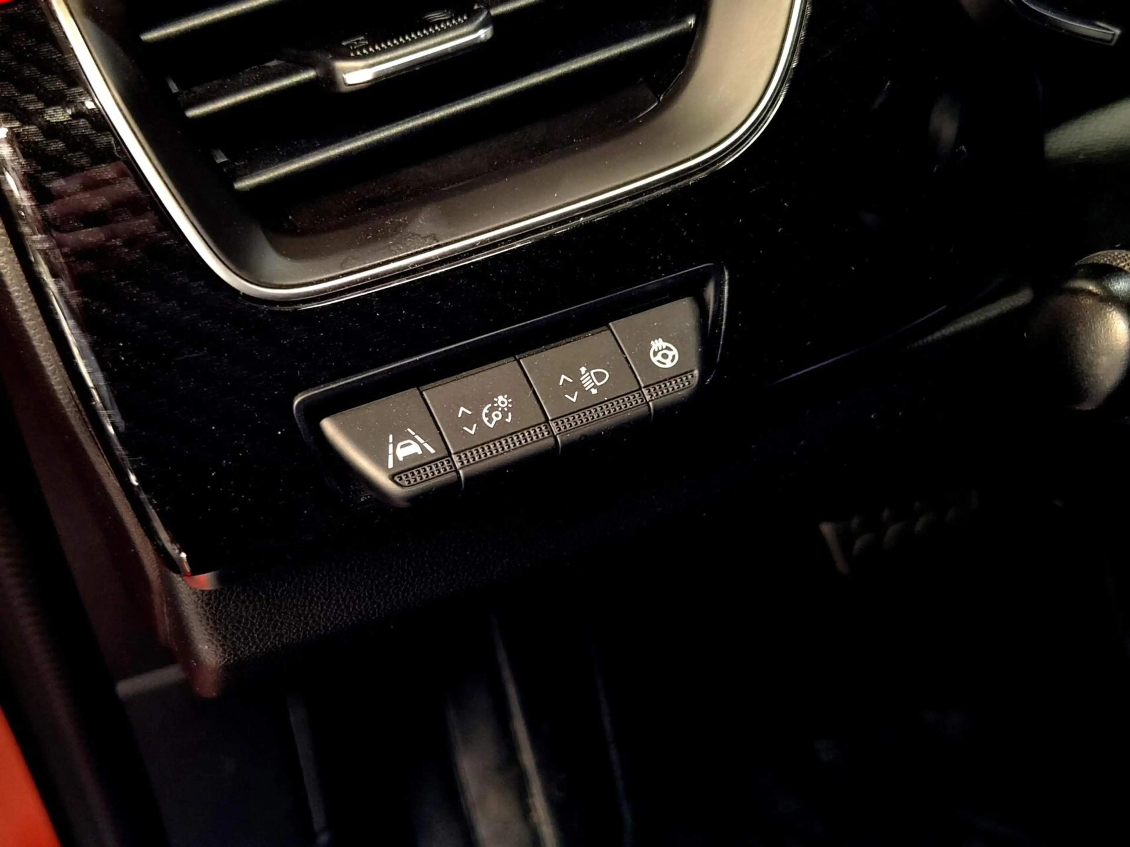Renault Arkana 1.6 E-Tech Hybrid 145 R.S. Line — photo 27