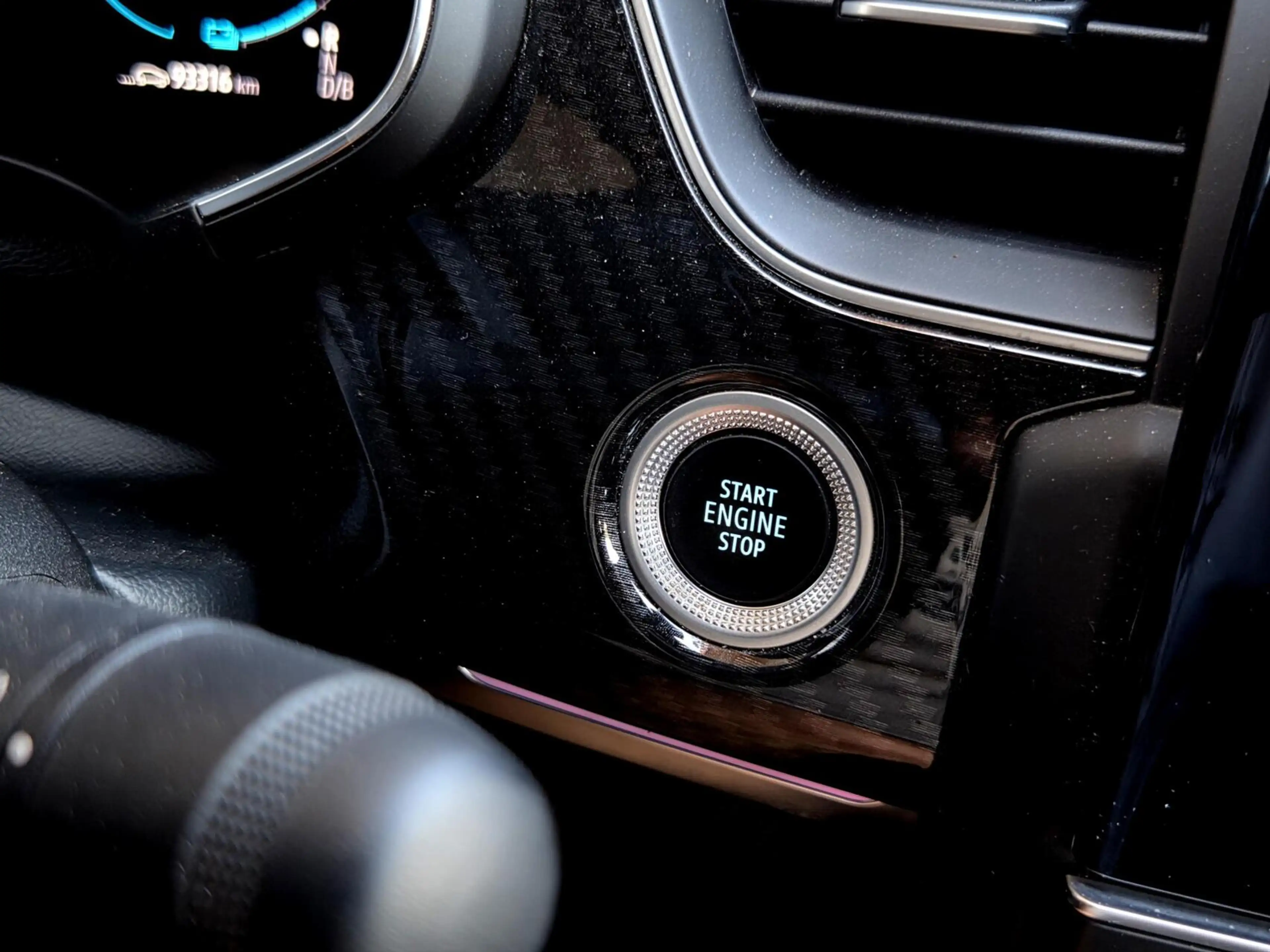 Renault Arkana 1.6 E-Tech Hybrid 145 R.S. Line — photo 16