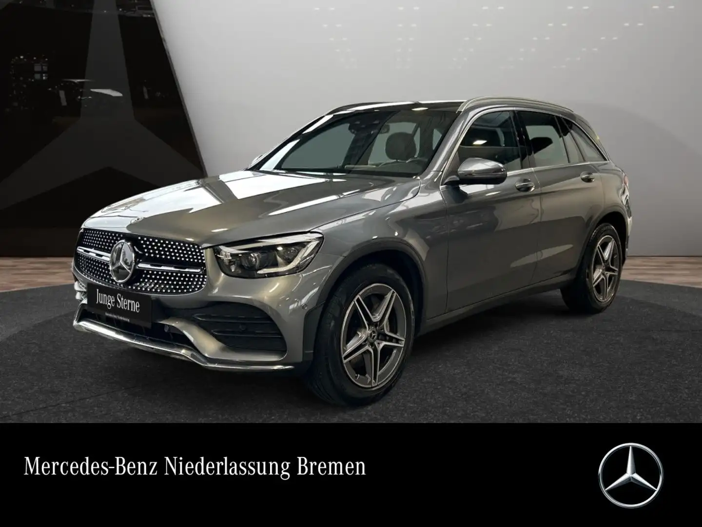 Mercedes-Benz GLC 220 d 4M AMG+PANO+AHK+MULTIBEAM+FAHRASS+KAMERA Grau - 1