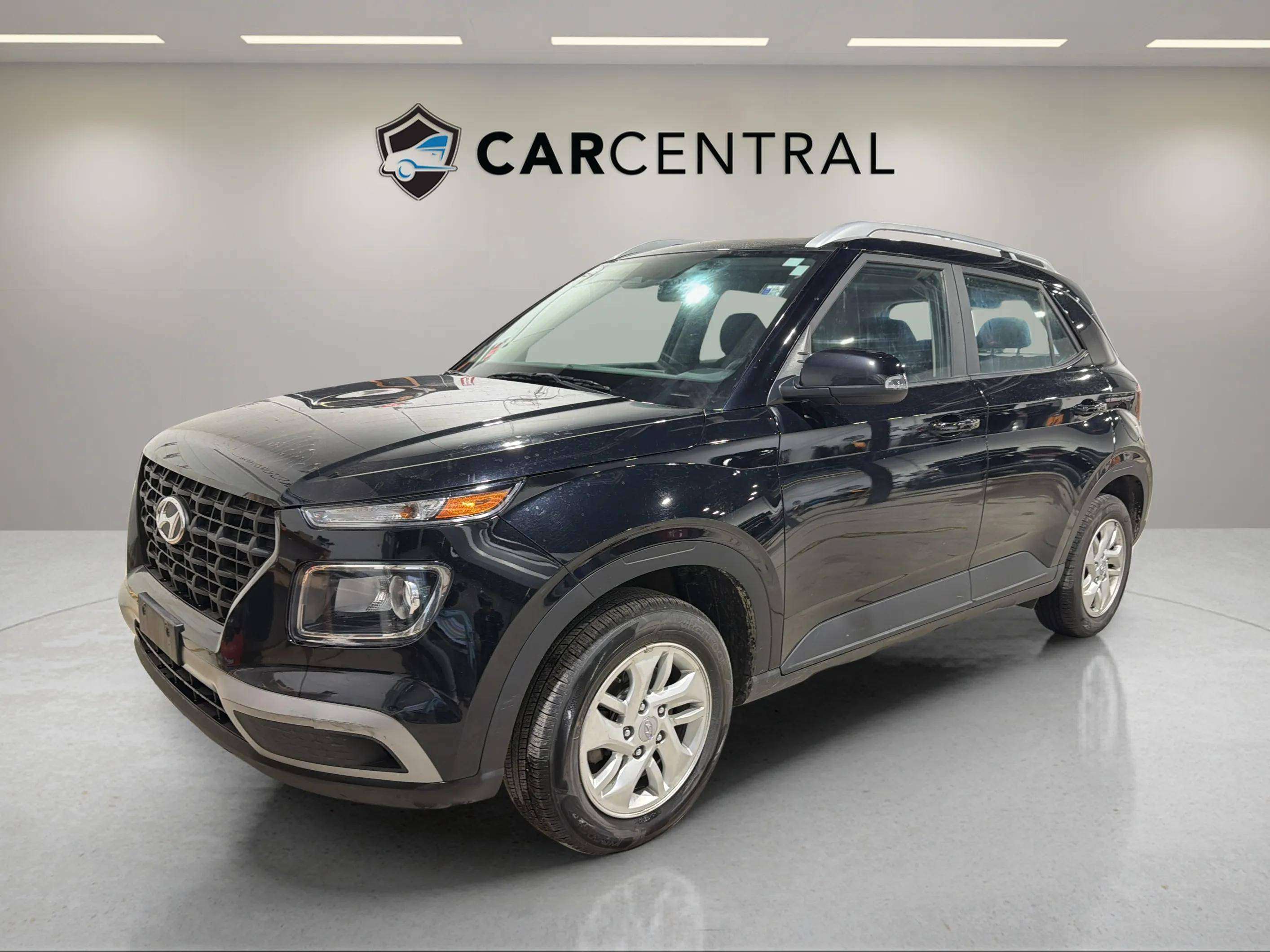 Abyss Black 2024 Hyundai Venue SUV / Crossover Automatic