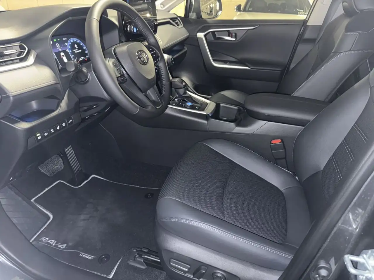 Toyota RAV 4 Hybrid 4x2 Lounge Navi,Leder,360°,JBL,ACC,Totwinke 8