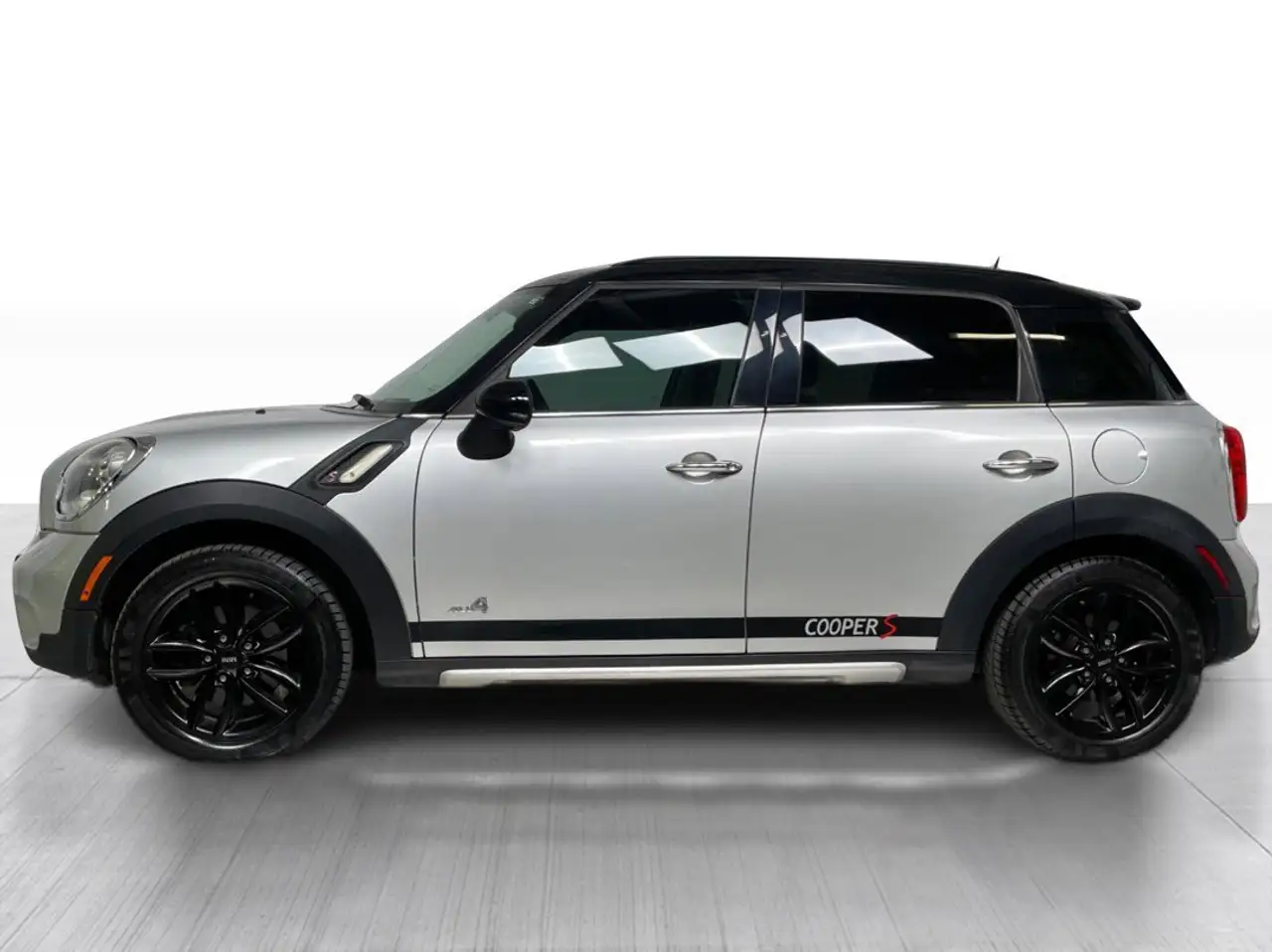 MINI Cooper Countryman снимка MINI Cooper Countryman