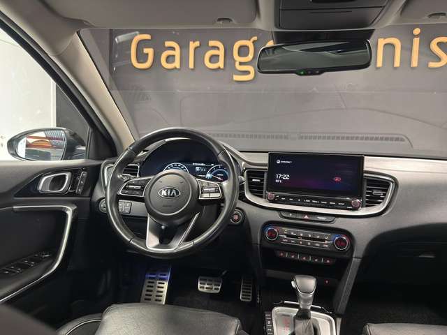 Kia XCeed — photo 10