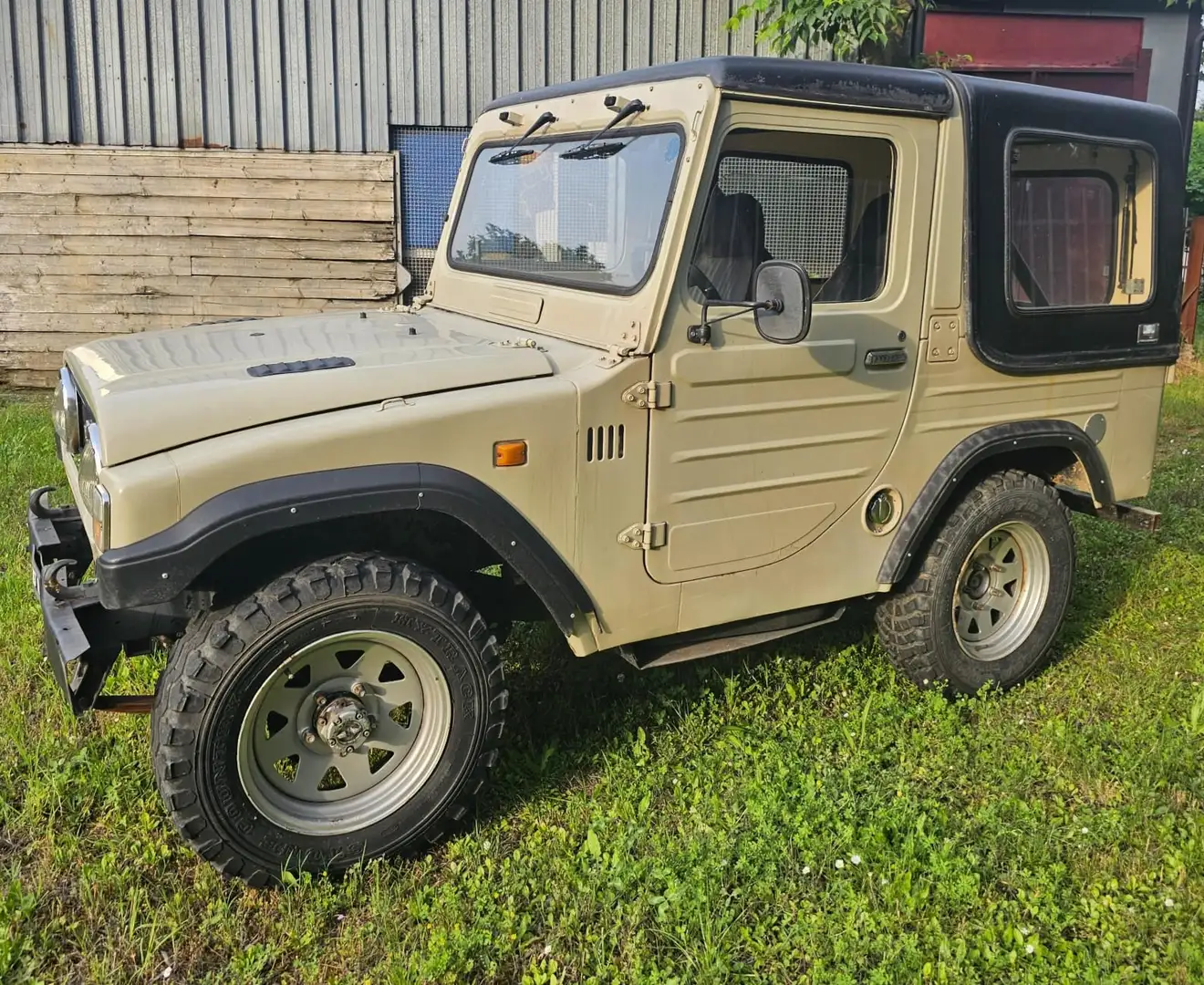 Daihatsu Taft 1.6 benzina Beige - 2
