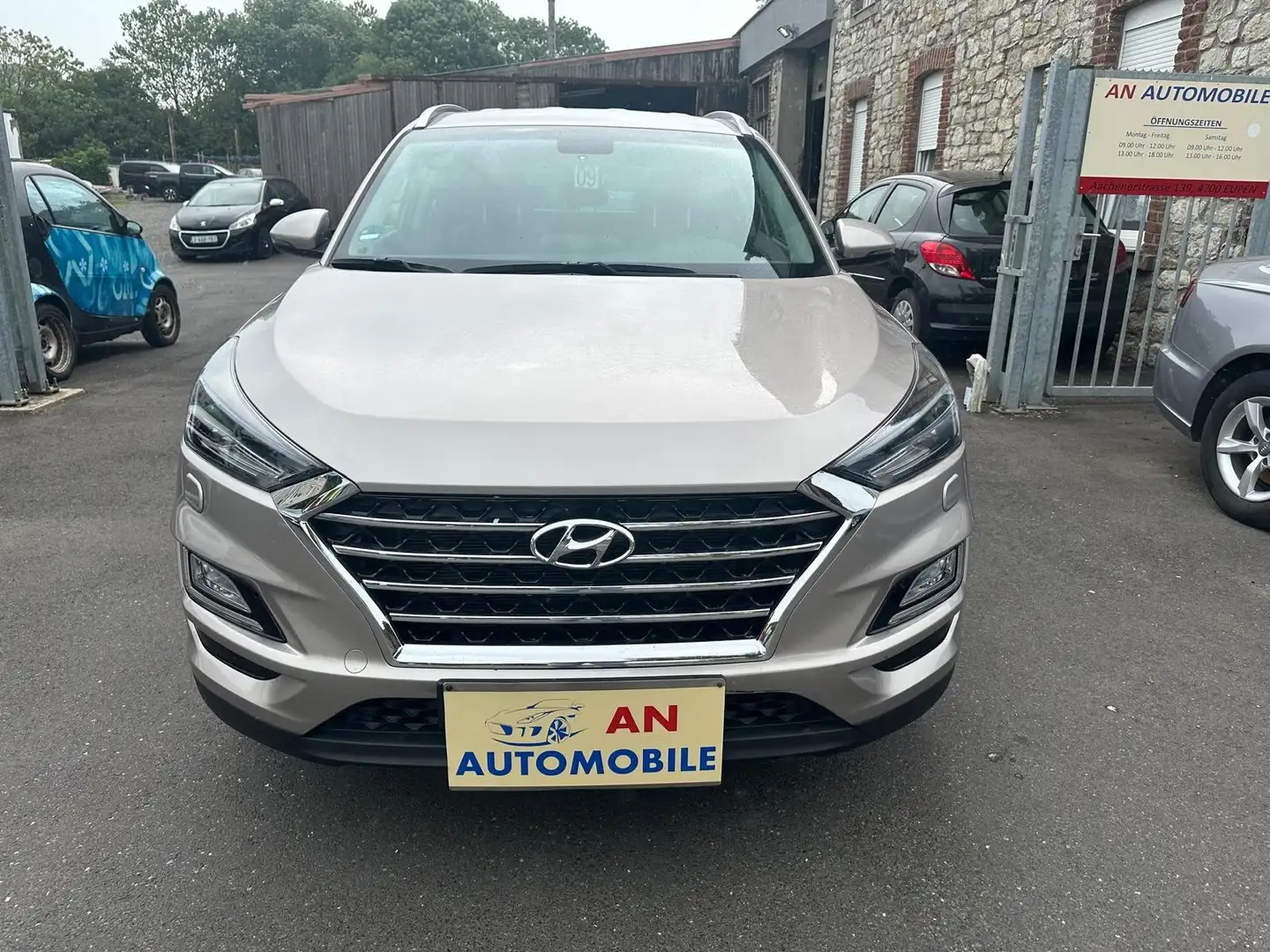 Hyundai TUCSON 1.6 GDi Feel Grijs - 2