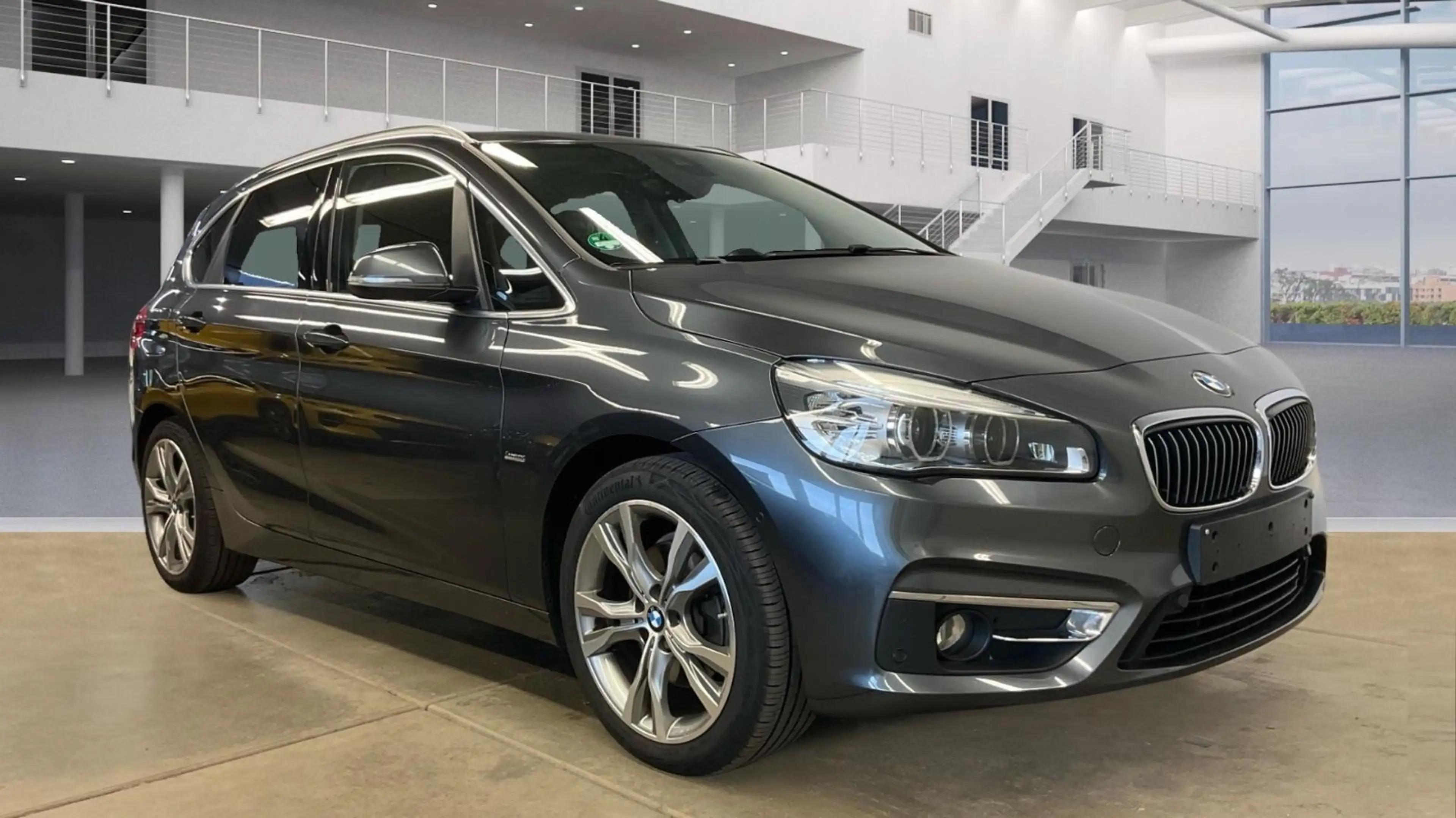 BMW 220 xDrive Luxury Line Aut*1 Hand* — photo 2