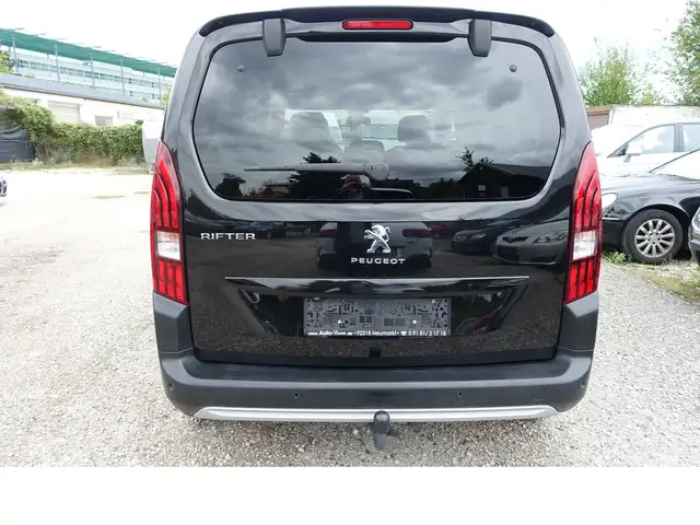 Peugeot Rifter view 4
