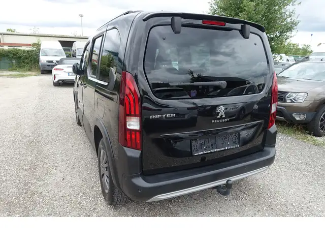 Peugeot Rifter view 5