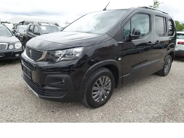 Peugeot Rifter main image