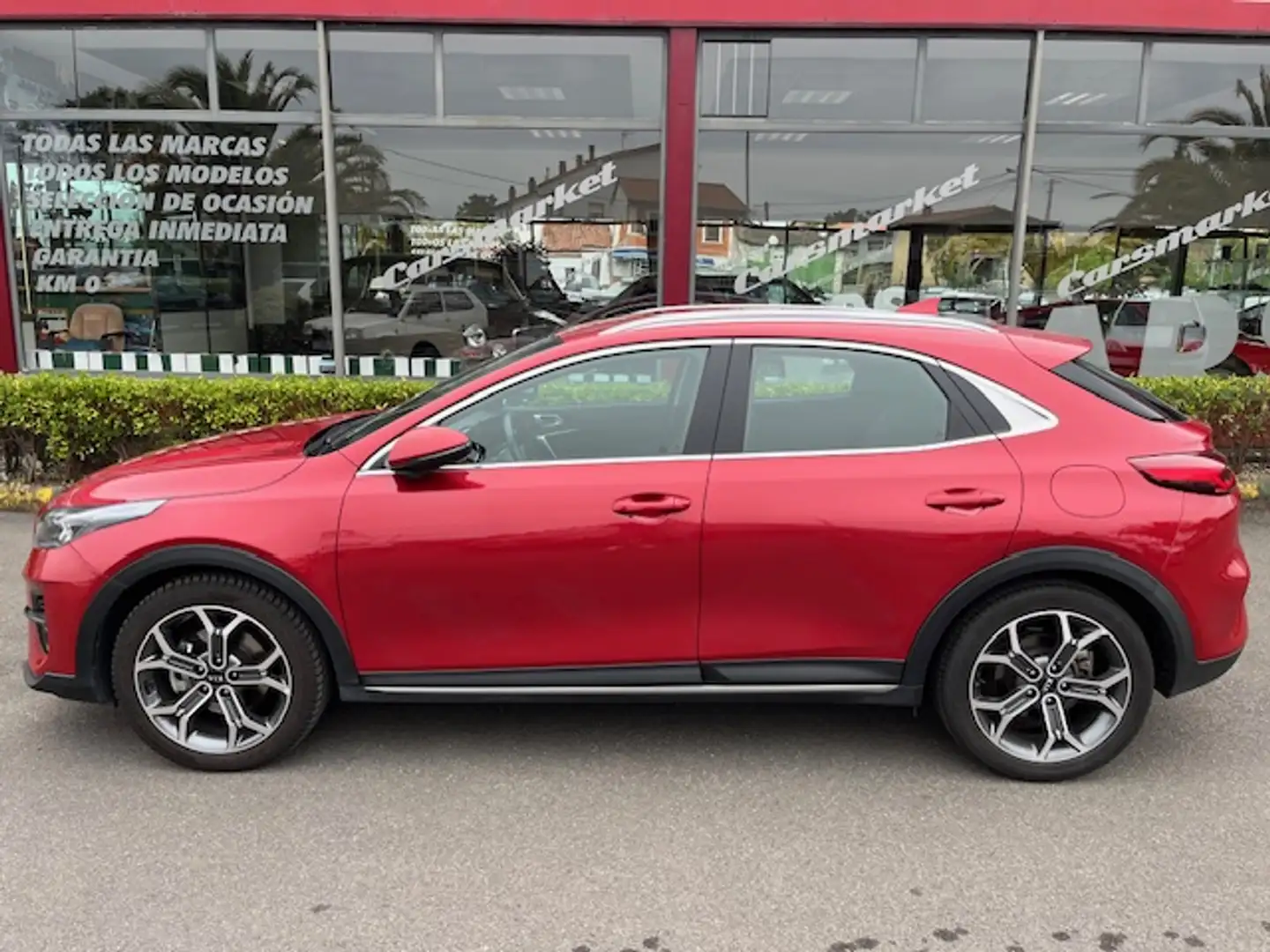 Kia XCeed 1.4 T-GDi Eco-Dynamics Tech Rouge - 2