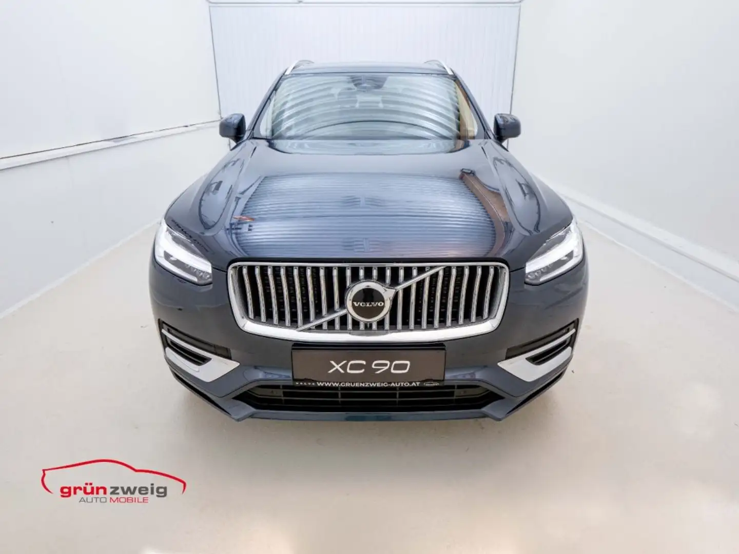 Volvo XC90 Plus, T8 AWD Plug-in Hybrid, Elektrisch/Benzin, Bright, 7 Si Blauw - 2
