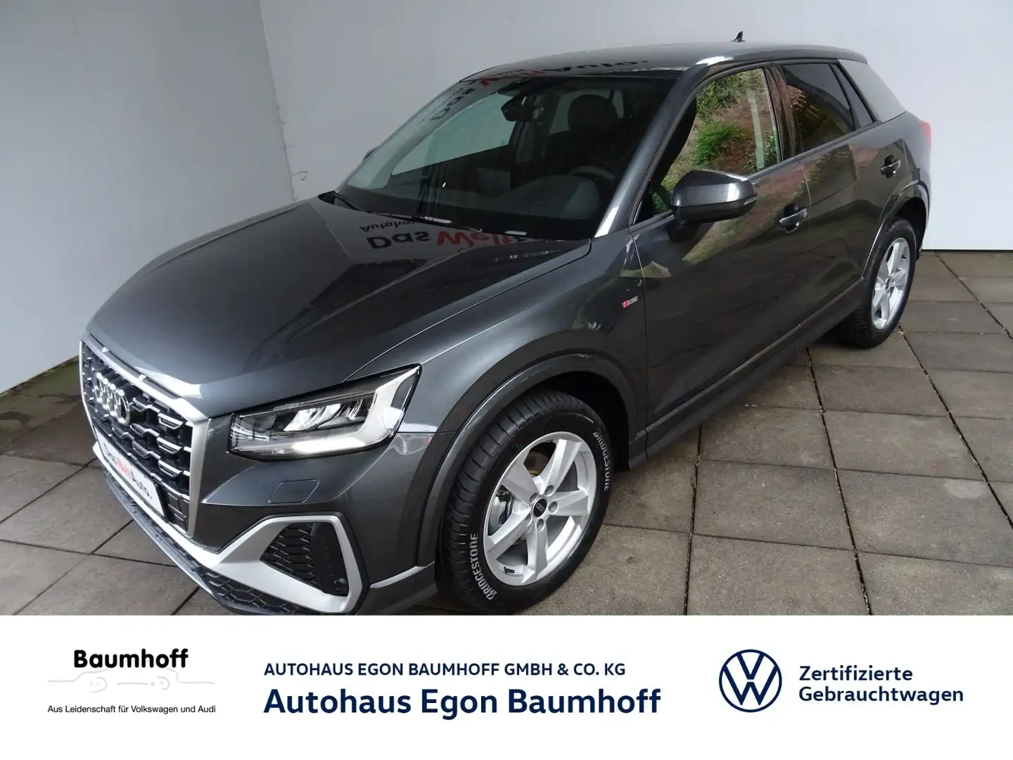 Audi Q2 35 TFSI S-LINE S-TRONIC / AHK+NAVI+LEDS+DAB Grau - 1