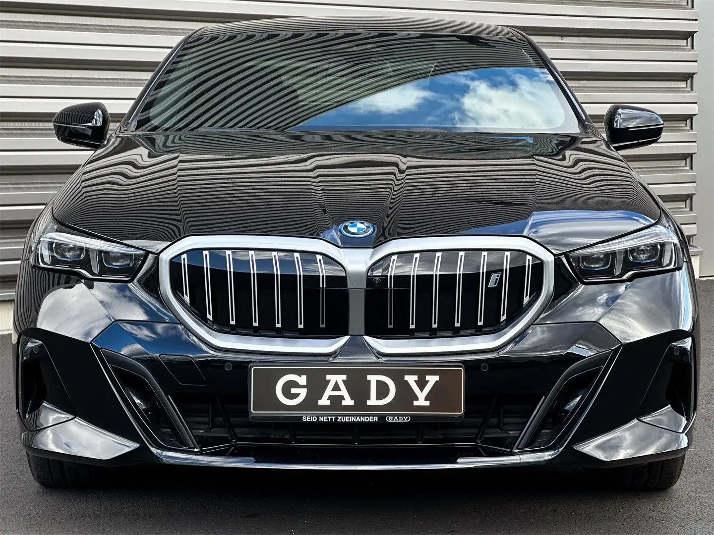 BMW i5 xDrive40 Noir - 2