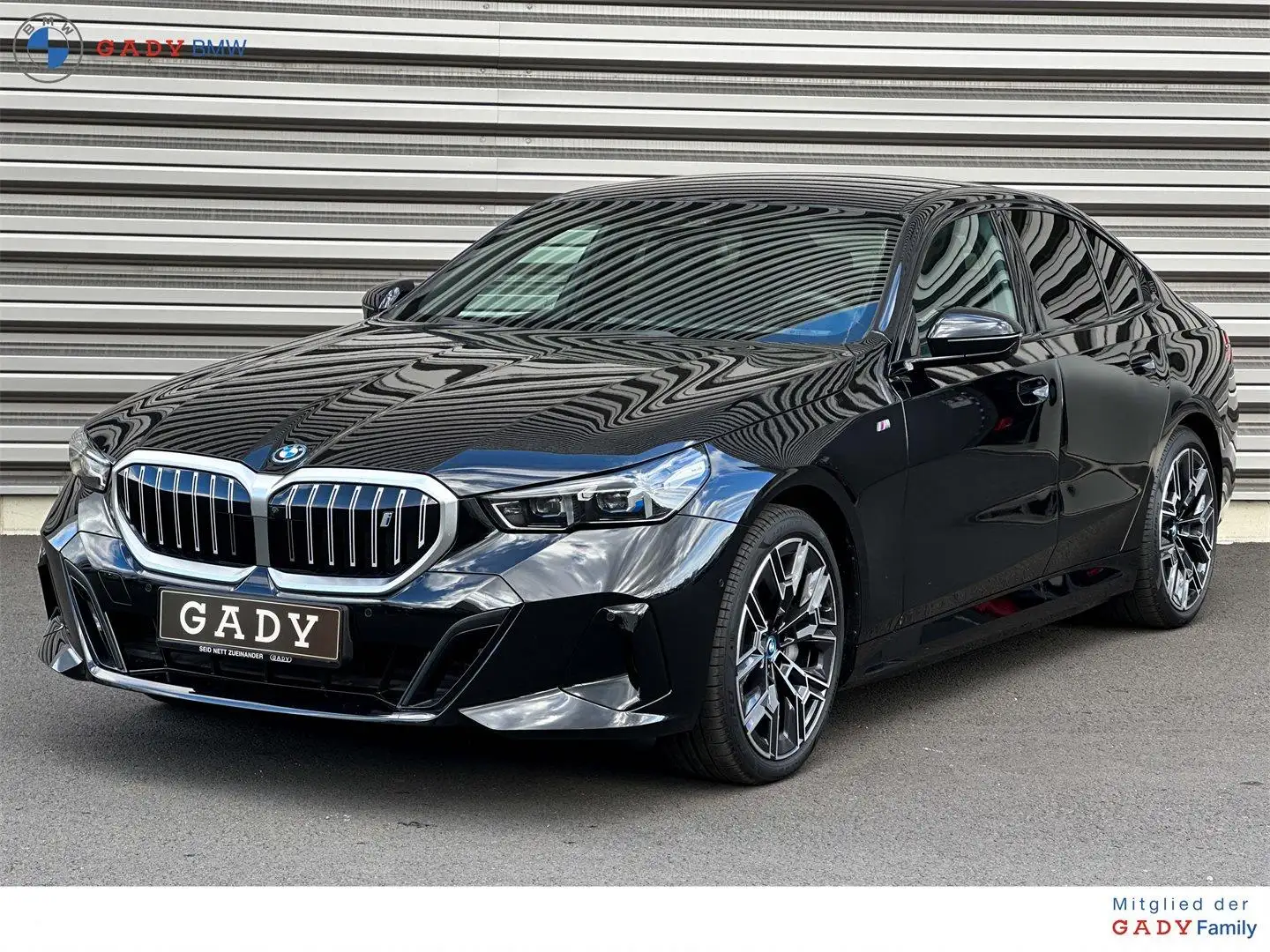 BMW i5 xDrive40 Noir - 1
