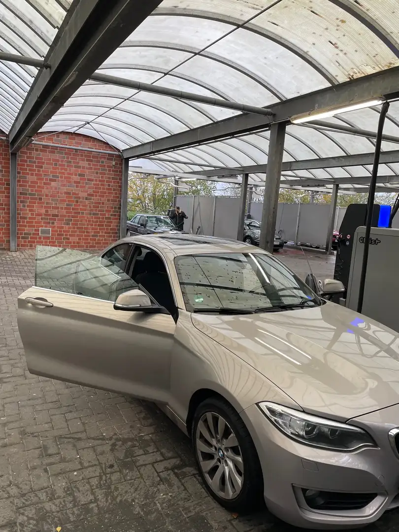 BMW 218 218d Coupe Aut. Luxury Line Beżowy - 1