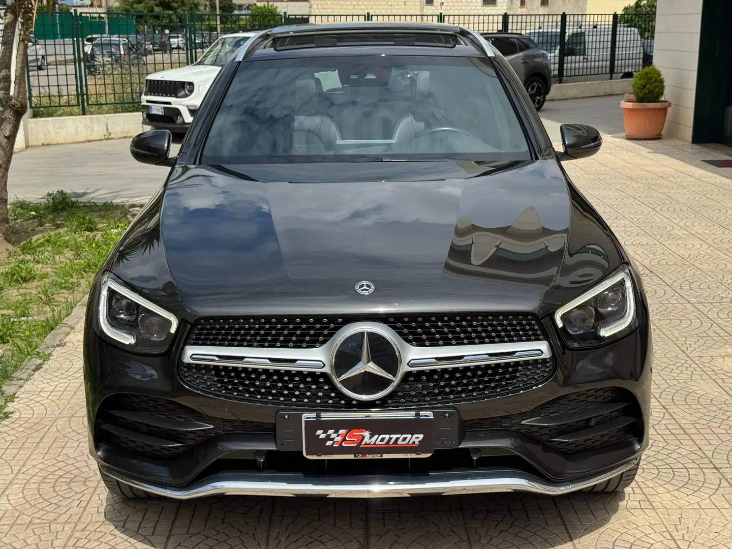 Mercedes-Benz GLC 300 d Premium Plus 4matic auto TETTO/LED64/MULTIBEAM Grigio - 2
