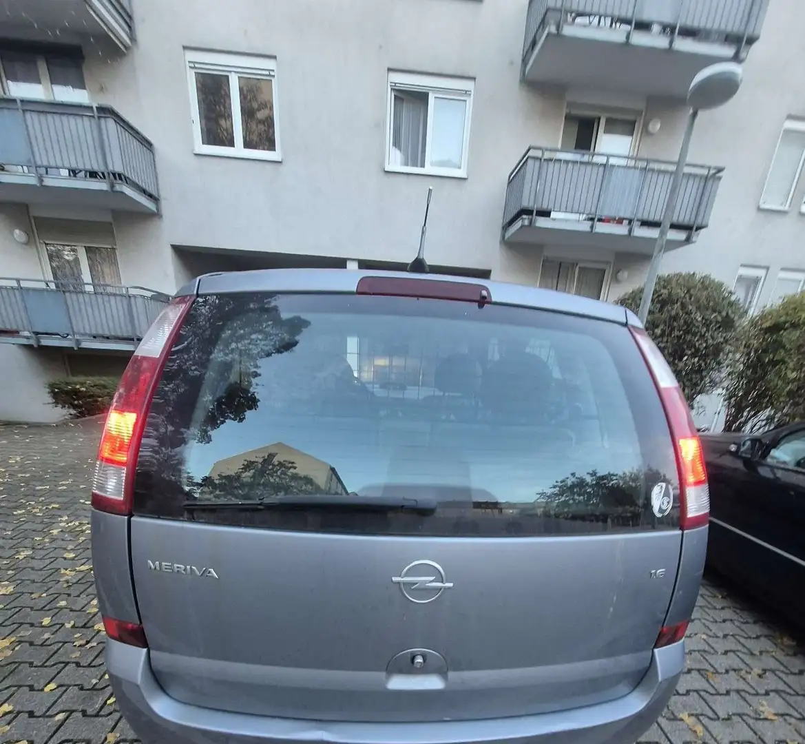 Opel Meriva 1.6 16V (Essentia) - 2