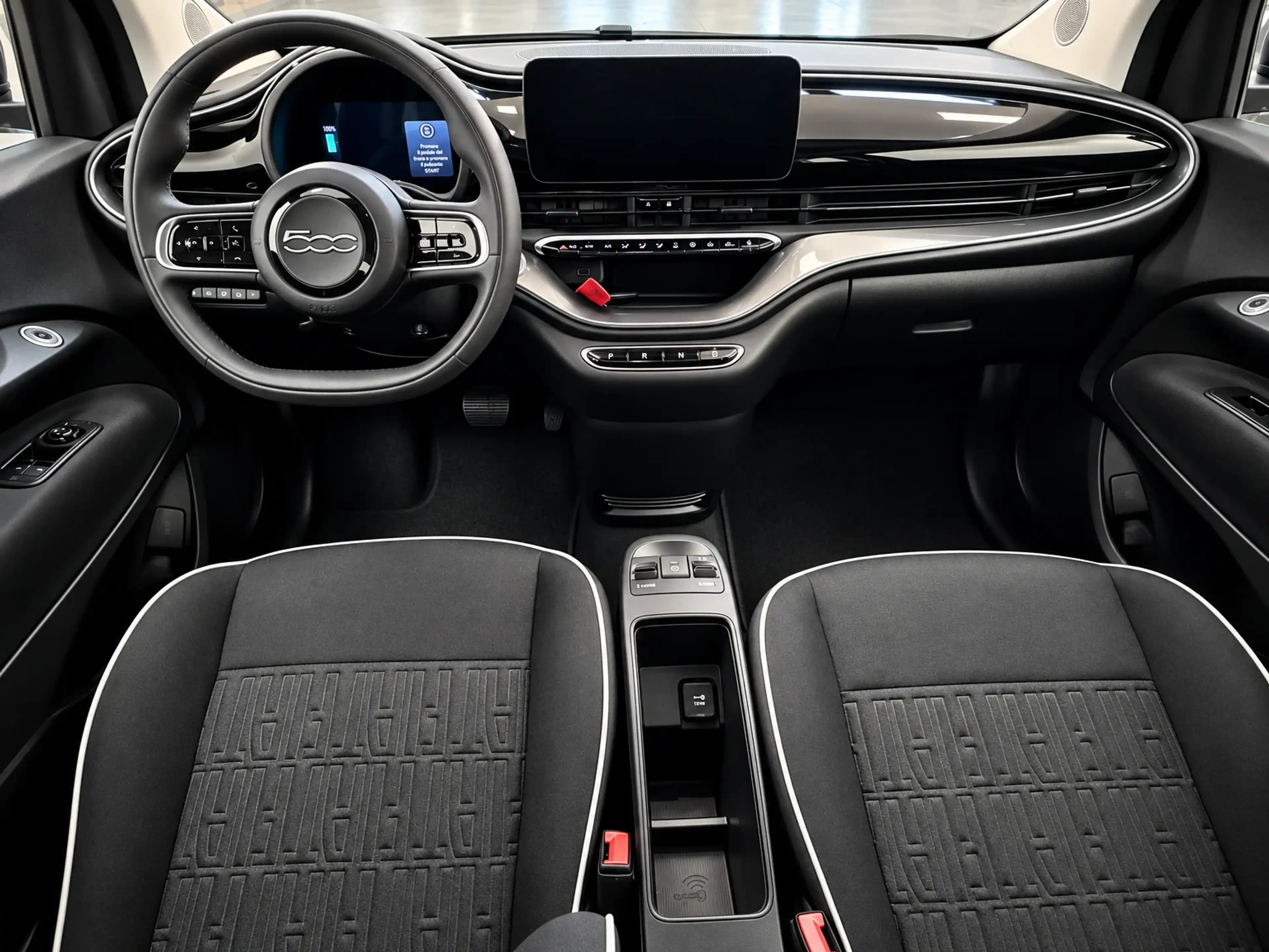 Fiat 500e Icon 42 kWh Long Range — photo 11