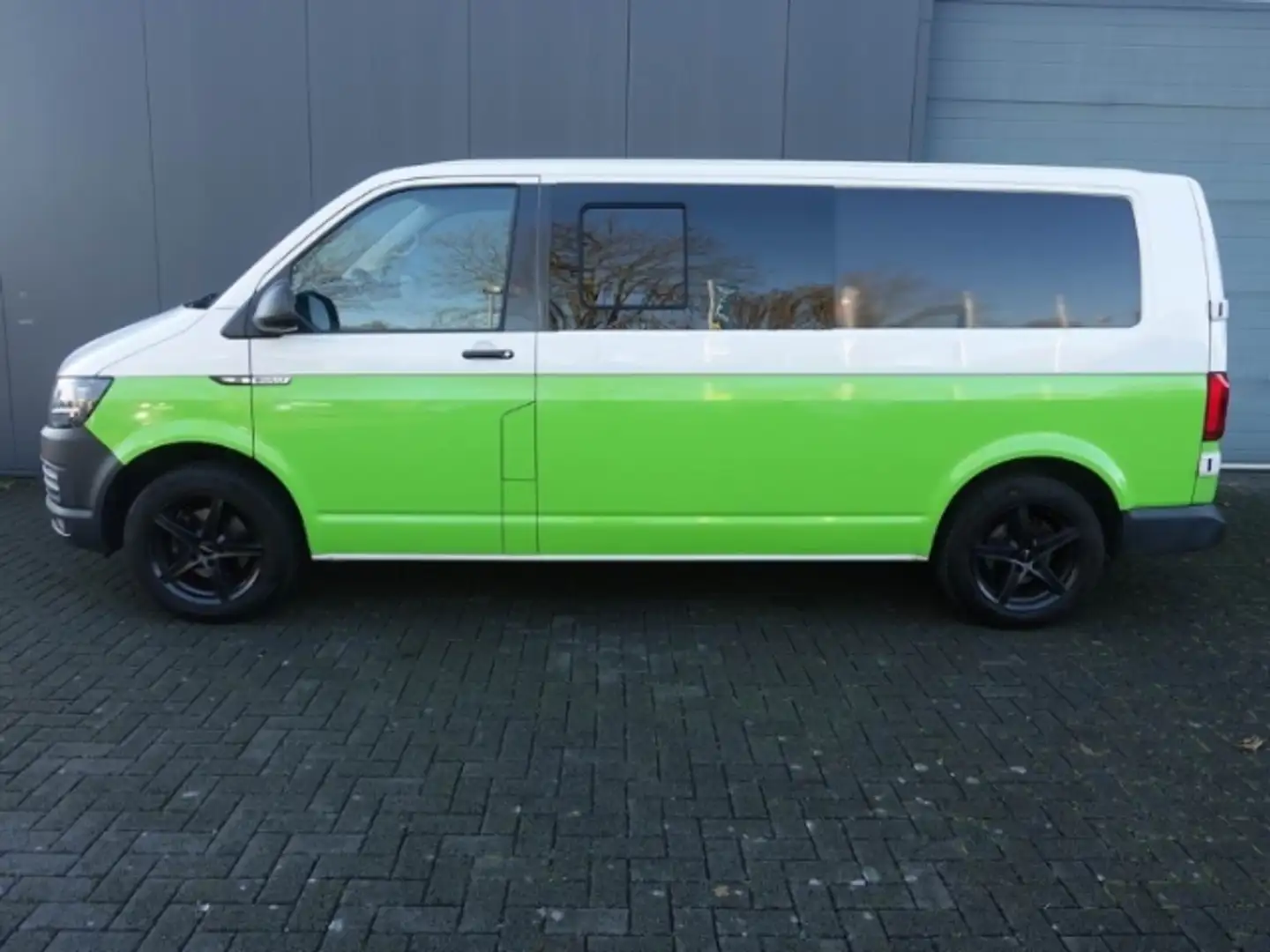 Volkswagen T6 Kombi 2.0TDI lang+CAMPER-UMBAU 5-SITZER+RFK Weiß - 2