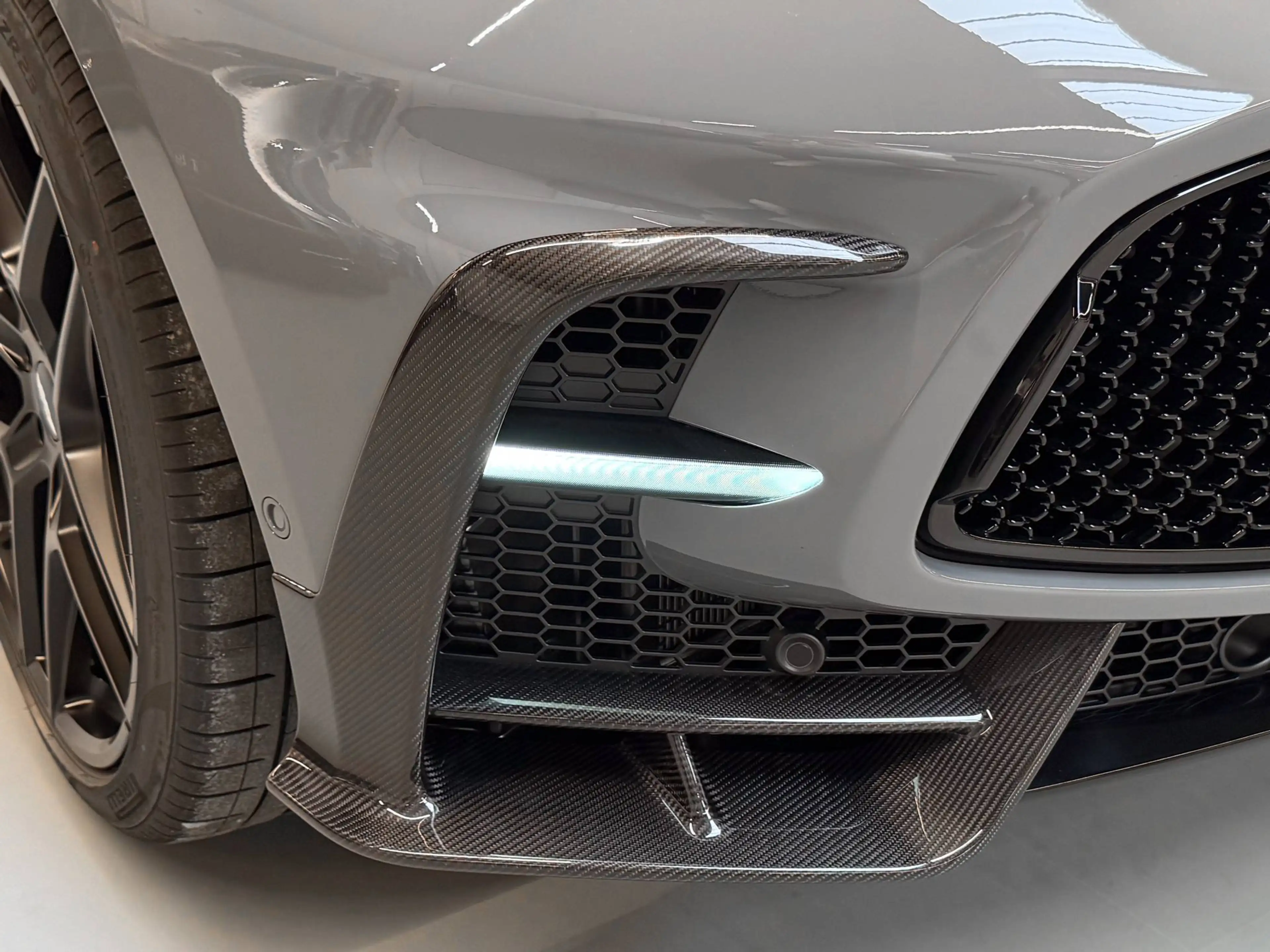 Aston Martin DBX S | NEW MODELYEAR 2026 — photo 12