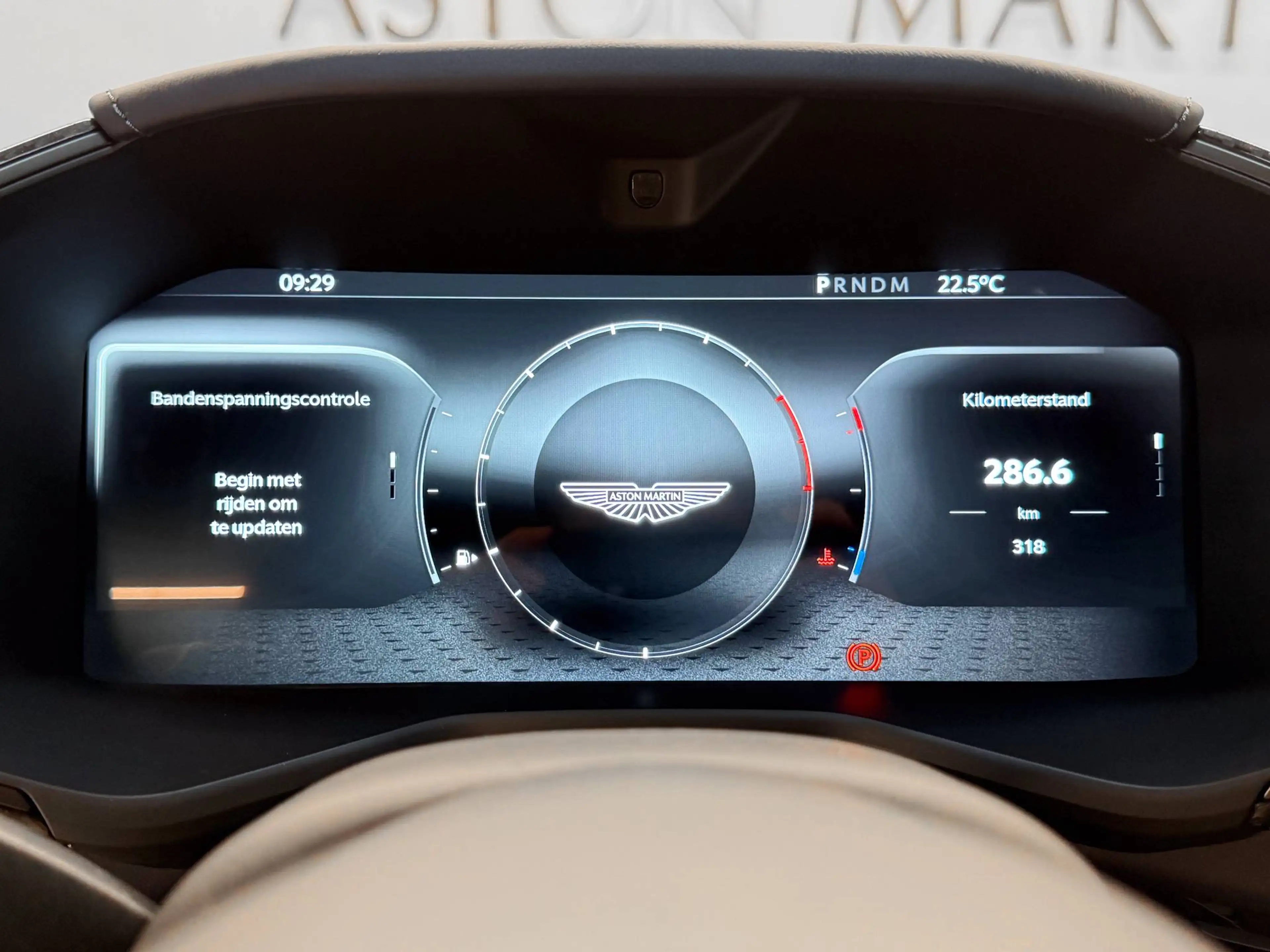 Aston Martin DBX S | NEW MODELYEAR 2026 — photo 14