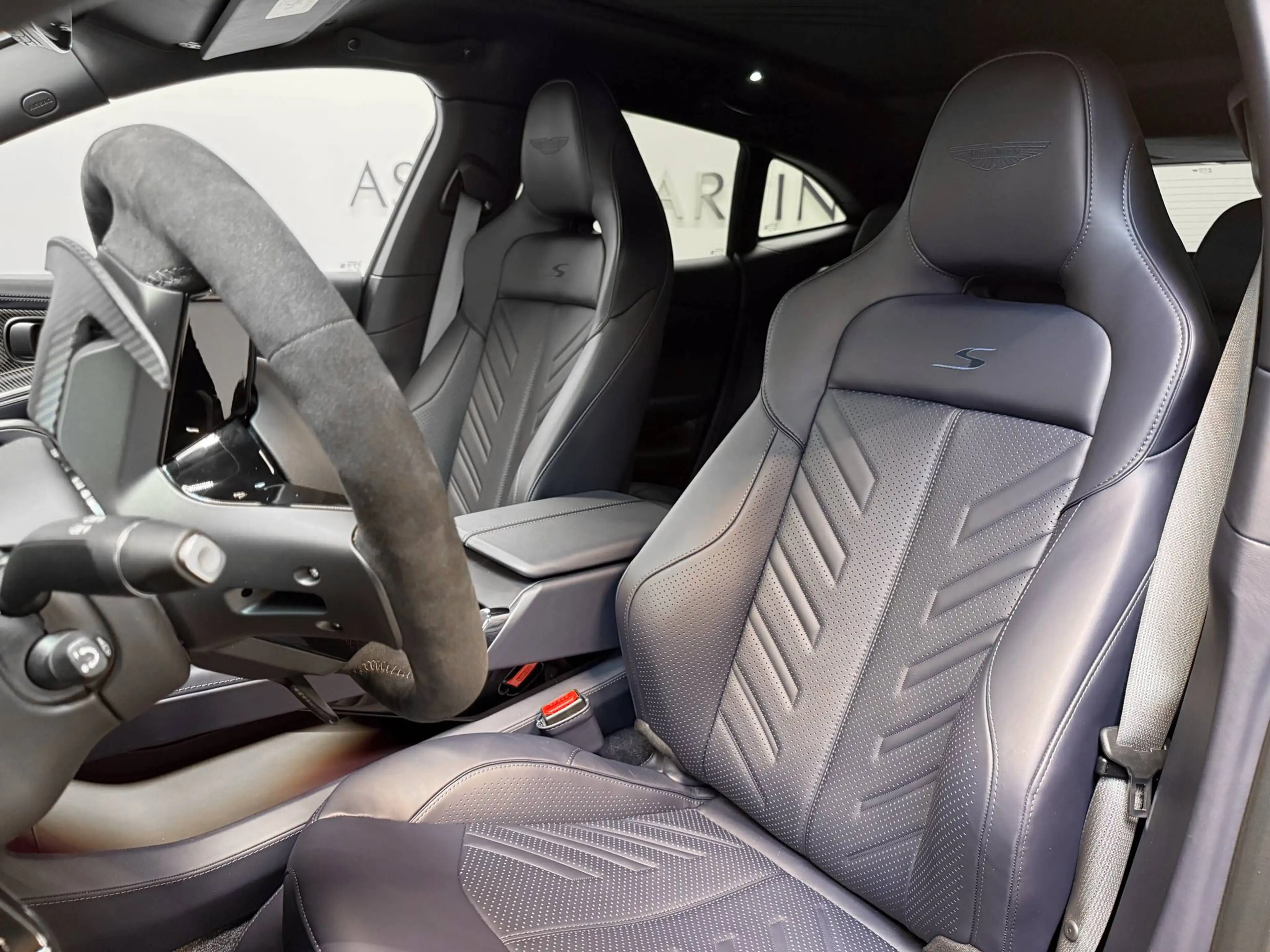 Aston Martin DBX S | NEW MODELYEAR 2026 — photo 8