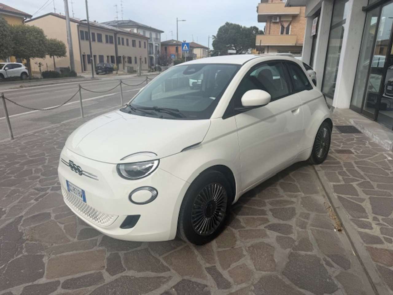 Fiat 500e 500 IV 2020 42 kWh Icon KM 31.450