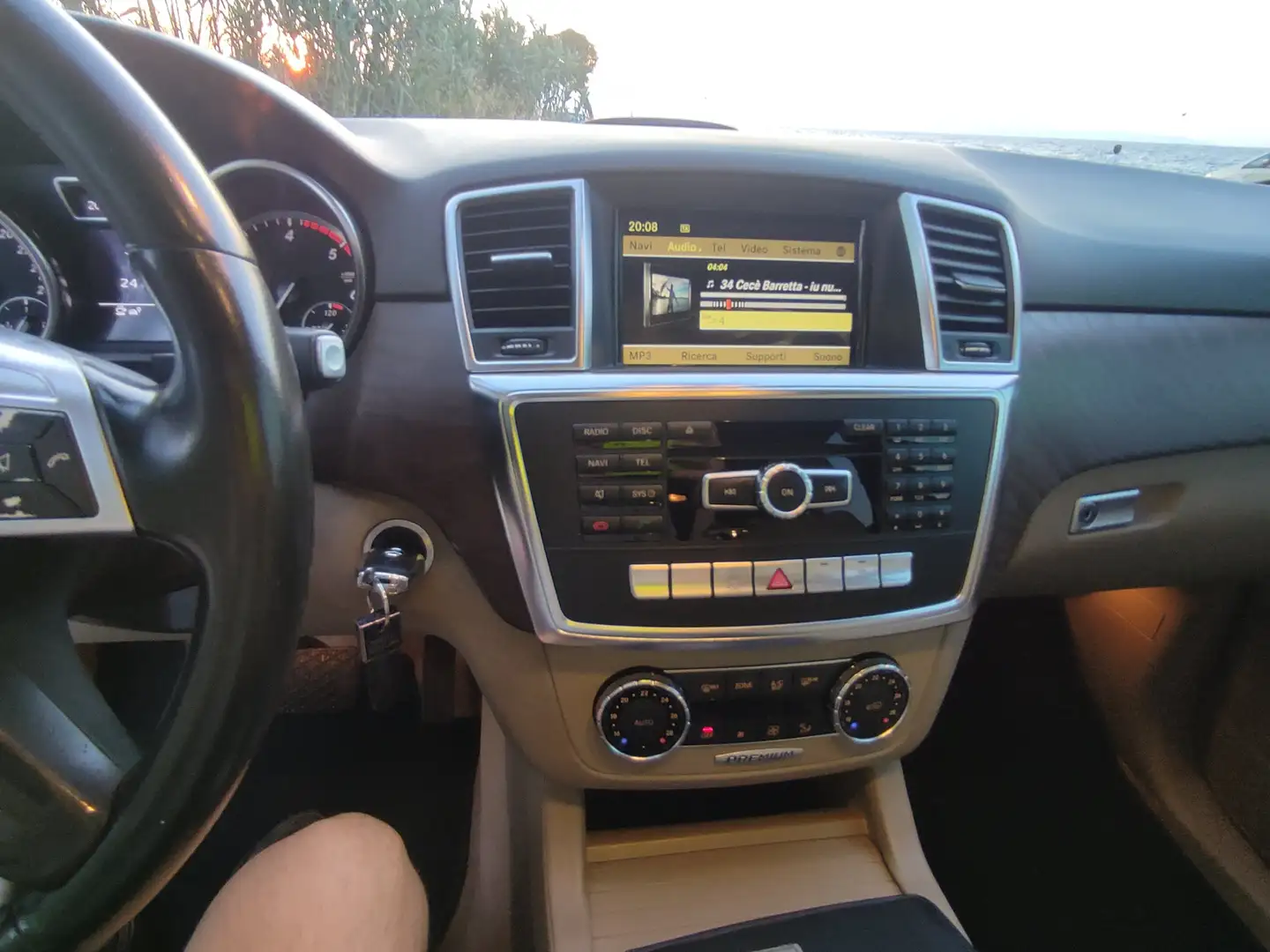 Mercedes-Benz ML 250 Classe M - W166 bt Premium 4matic auto Czarny - 2