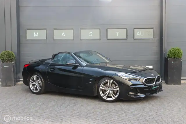 BMW Z4 view 4