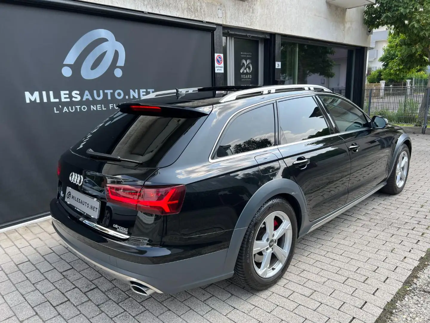 Audi A6 allroad 3.0 TDI 218 CV PANORAMA MATRIX Nero - 2