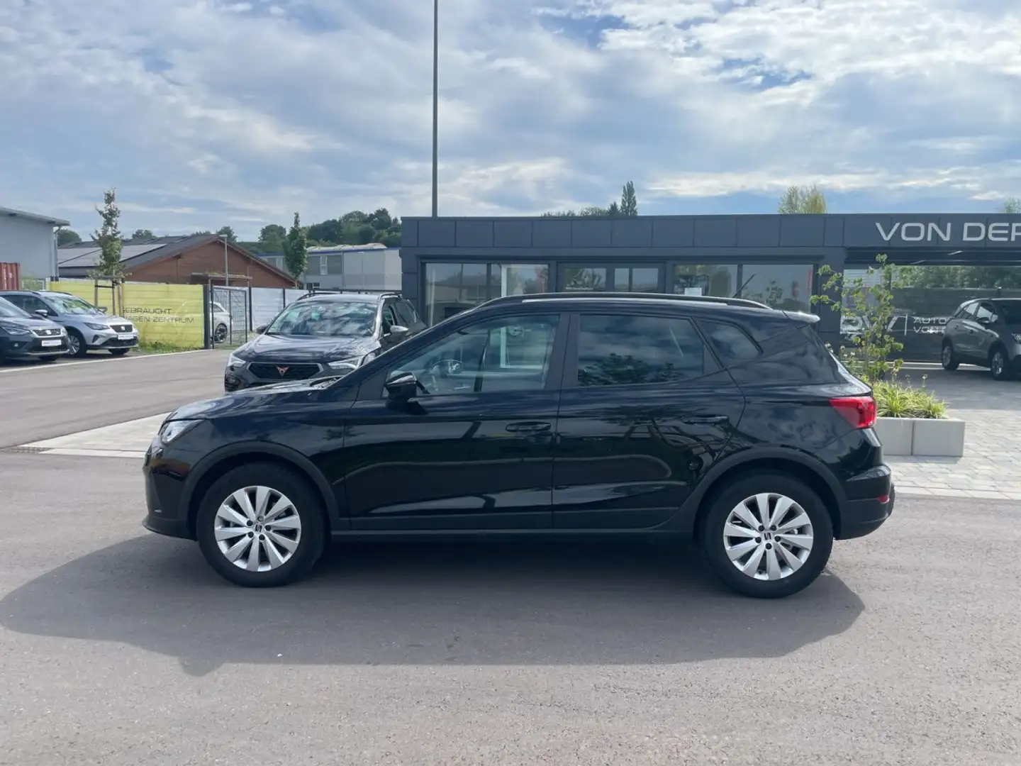 SEAT Arona Style TSI DSG LED SHZ FullLink Klima Einparkhilfe Noir - 2