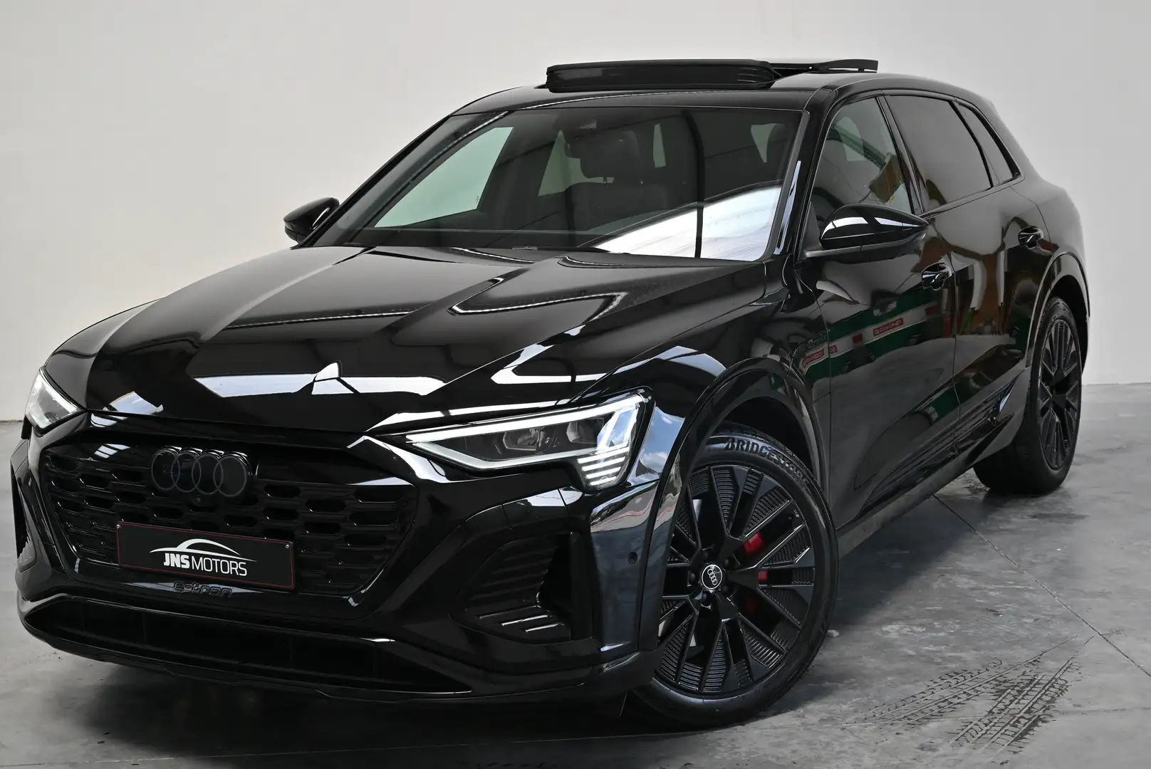 Audi Q8 e-tron 89 kWh 50 Quattro S line Noir - 1