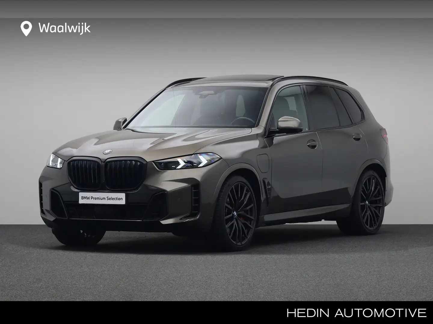 BMW X5 xDrive50e Launch Edition Groen - 1