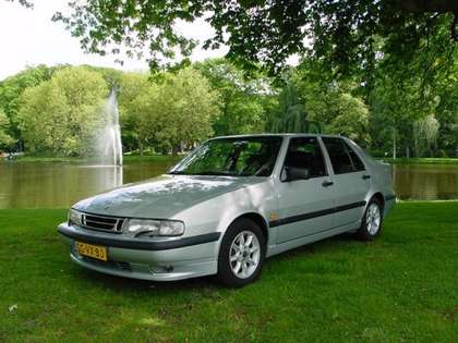 Saab 9000 CSE 2.0 LPT Anniversary