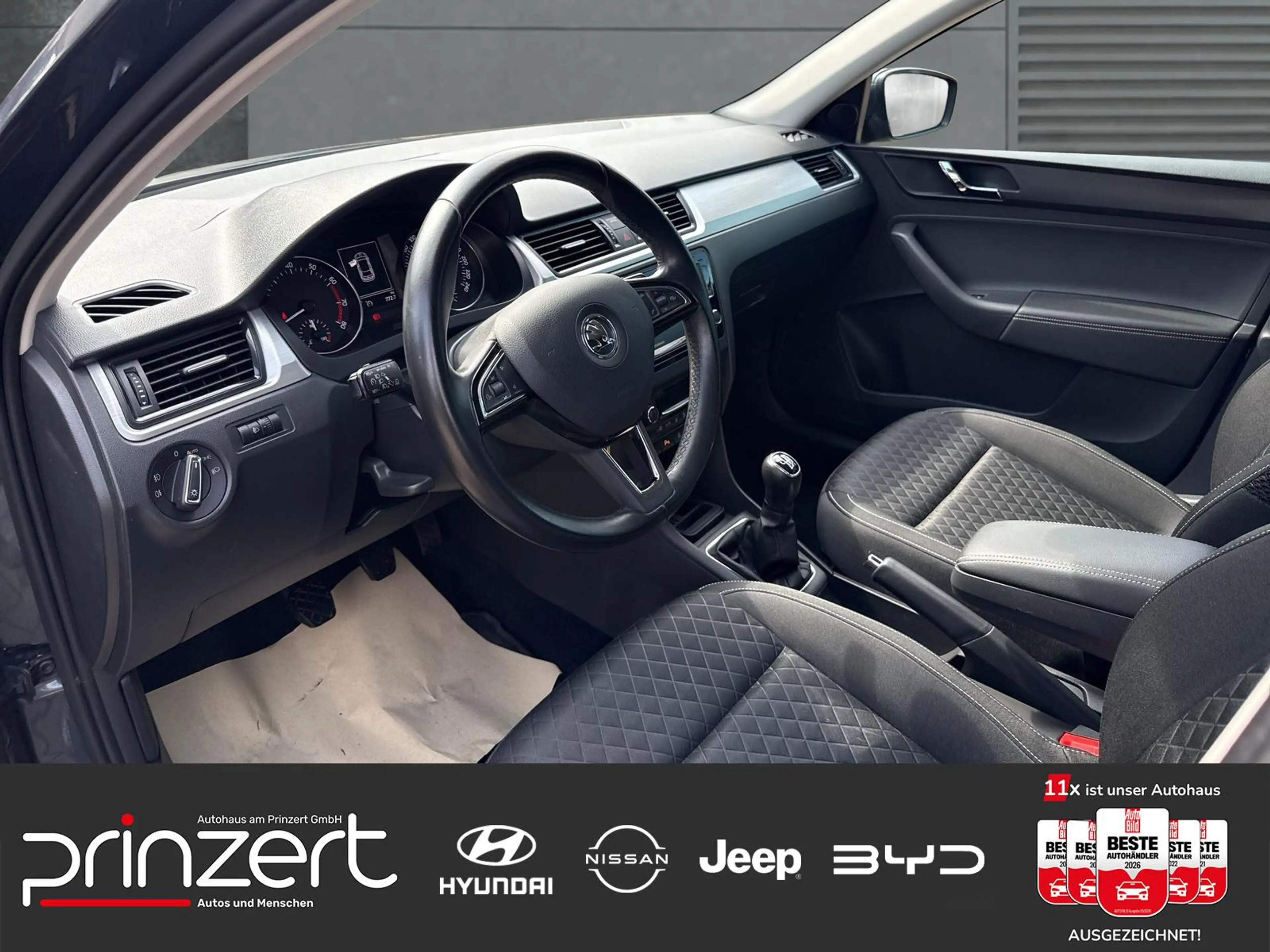 Skoda Rapid/Spaceback 1.2 TSI Spaceback "Drive" CarPlay*Xenon* — photo 4