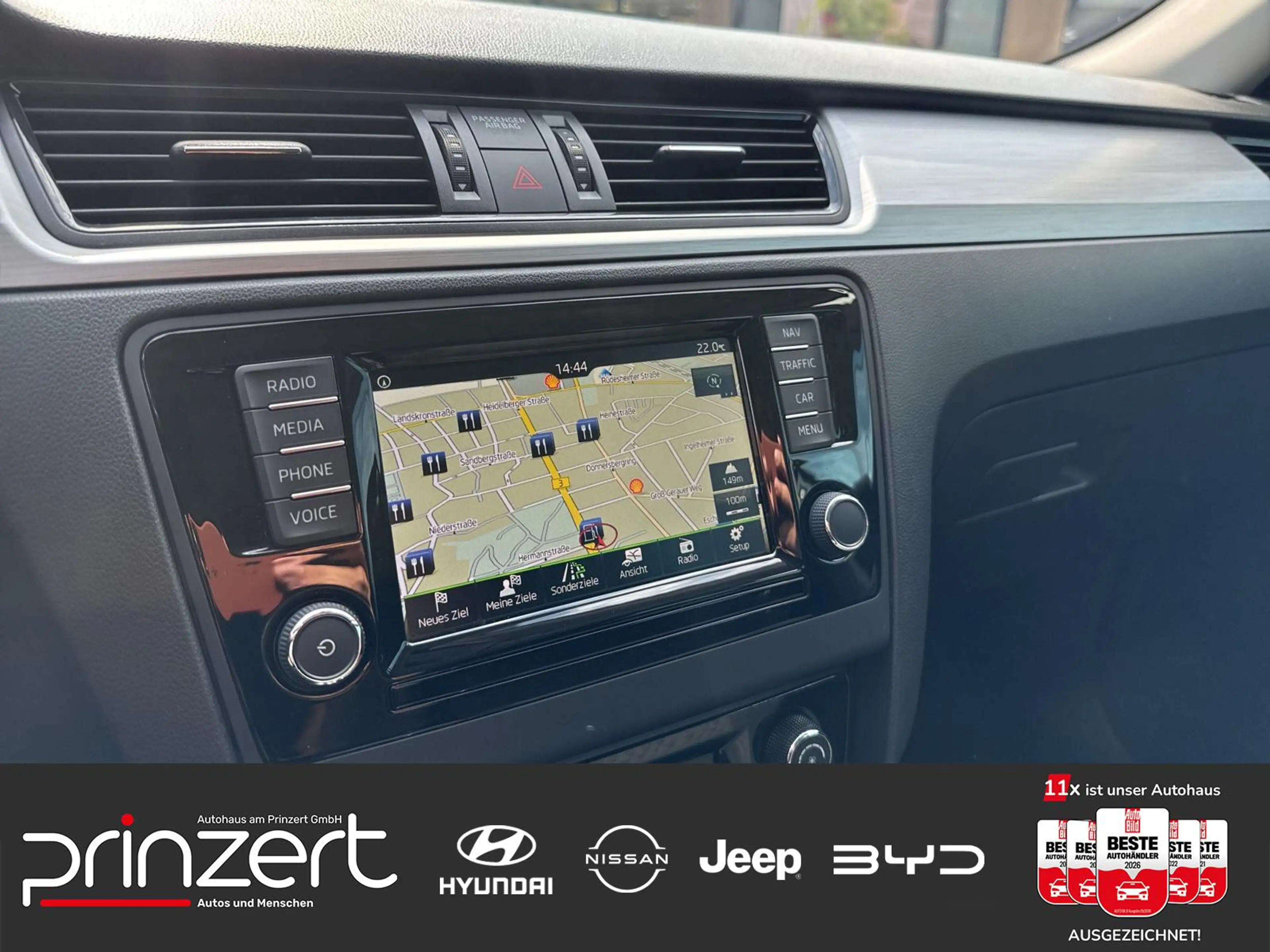 Skoda Rapid/Spaceback 1.2 TSI Spaceback "Drive" CarPlay*Xenon* — photo 8
