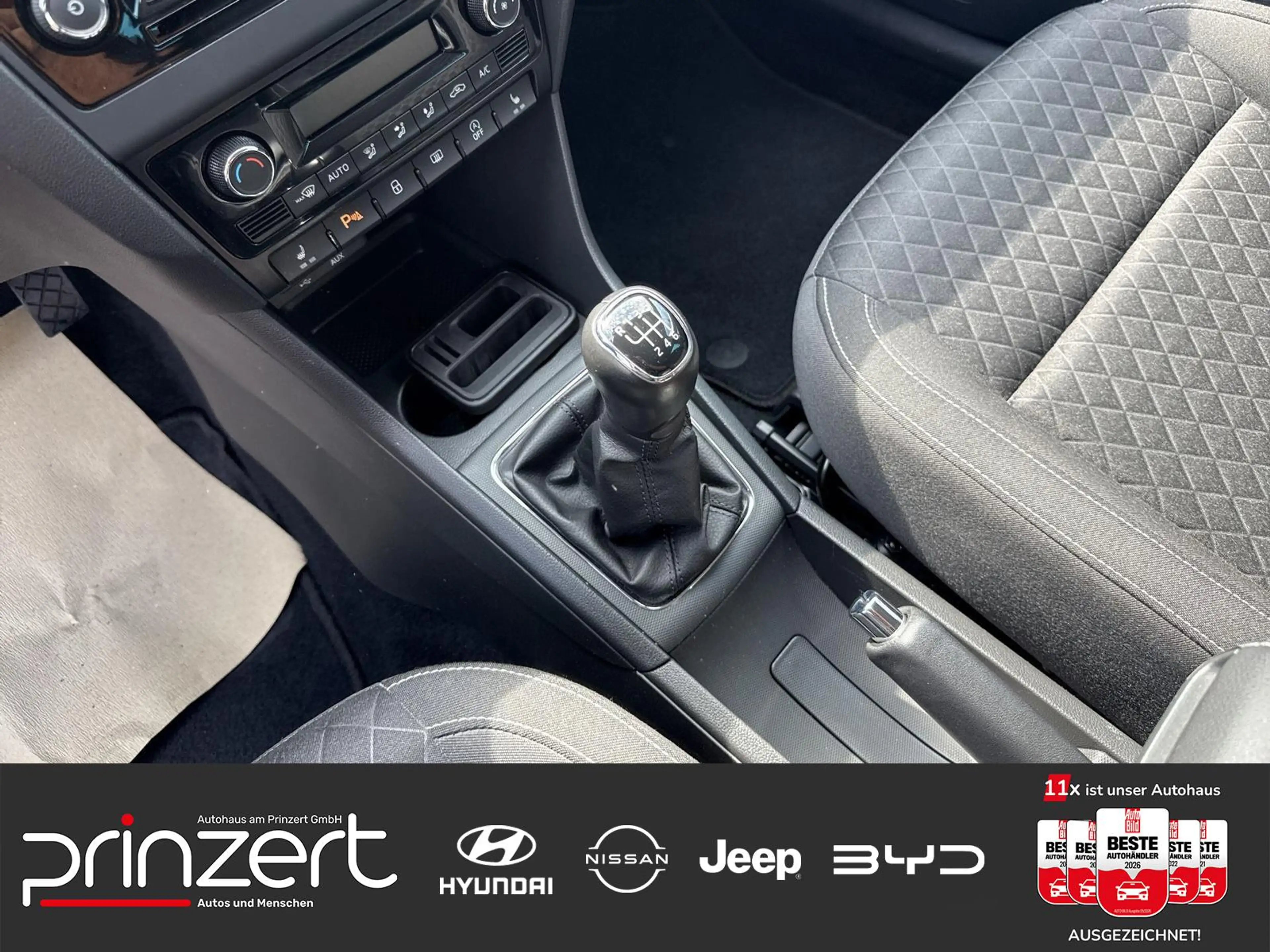 Skoda Rapid/Spaceback 1.2 TSI Spaceback "Drive" CarPlay*Xenon* — photo 10
