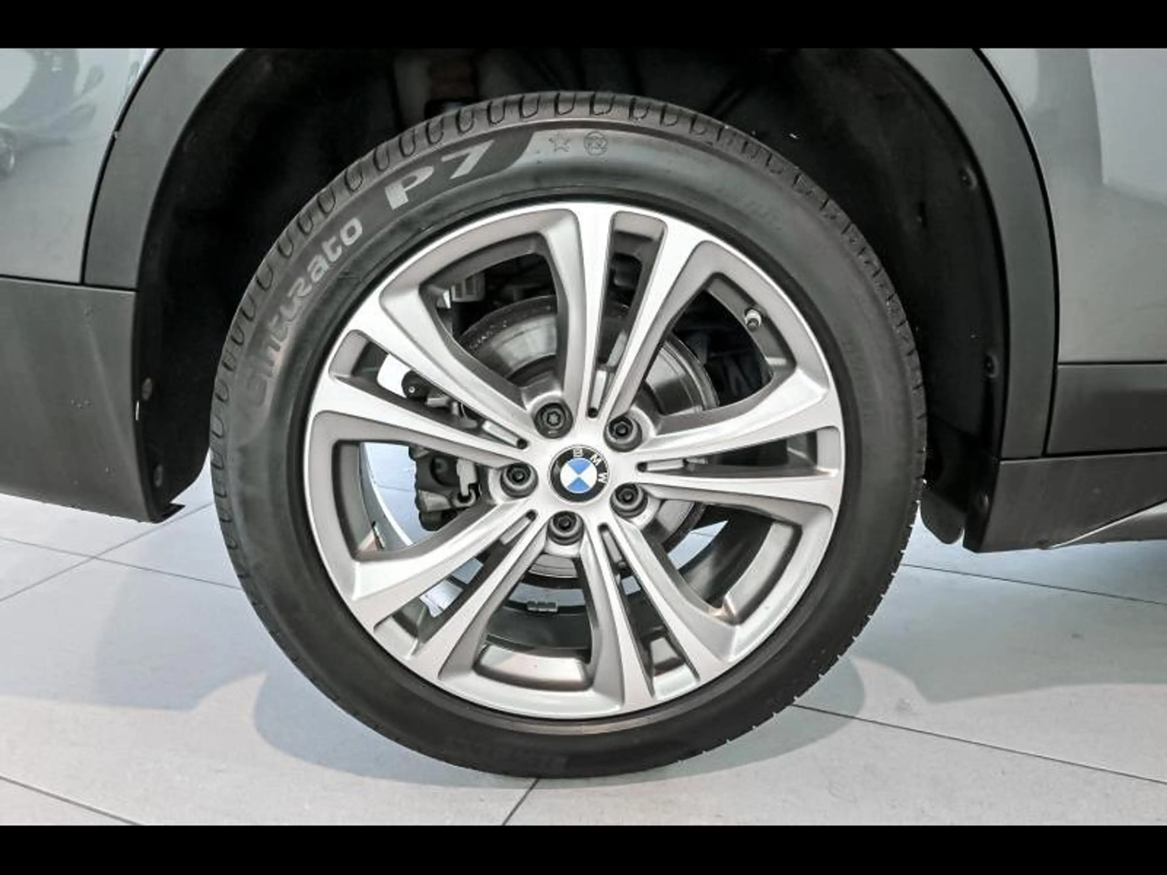 BMW X1 sDrive 18i - SportLine — photo 8