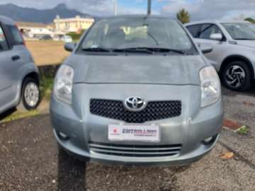 Yaris II 2005 5p 1.4 d-4d Sol m-mt