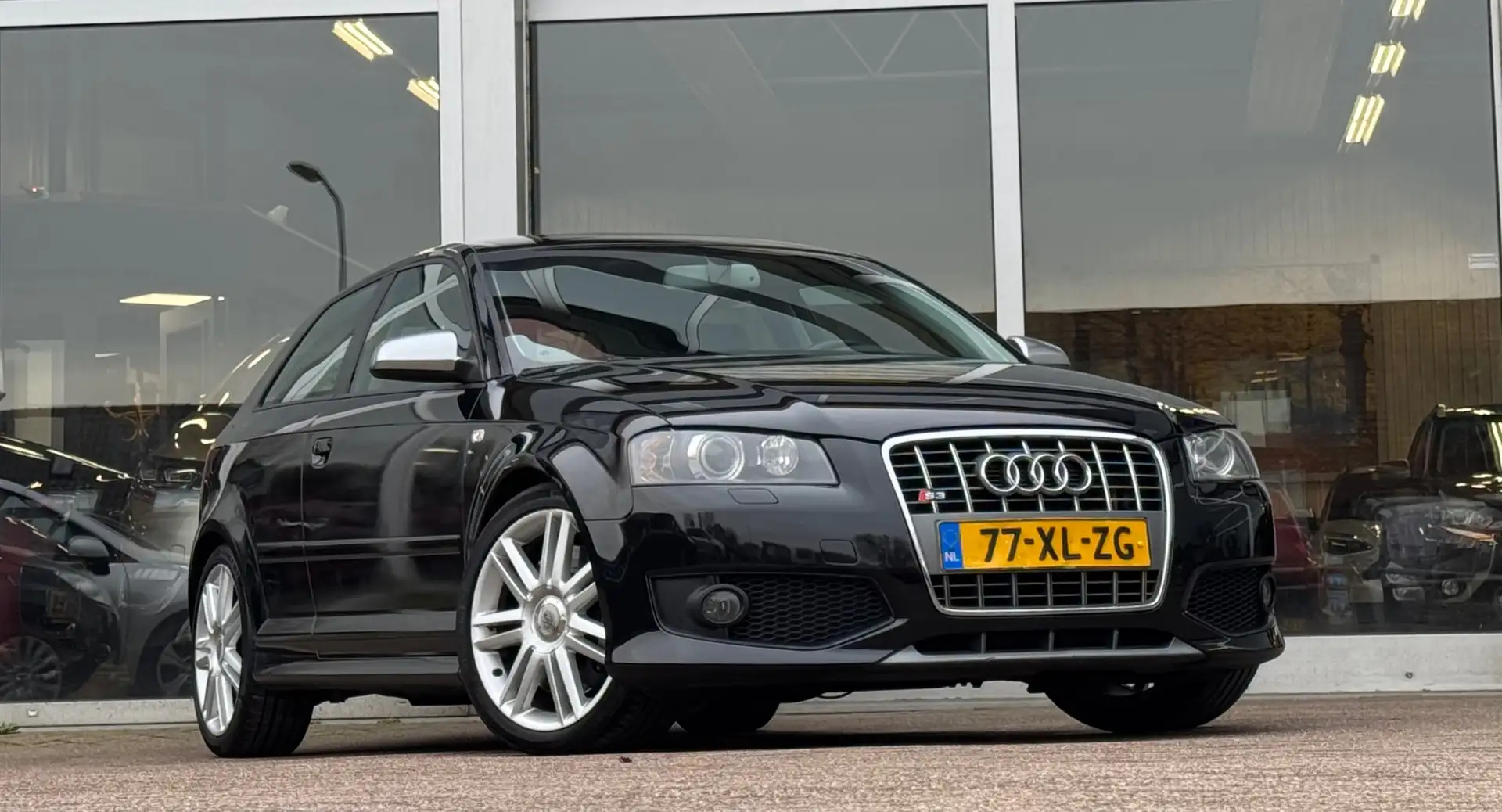 Audi A3 2.0 TFSI S3 quattro Ambition Pro Line 2e Eigenaar Zwart - 2