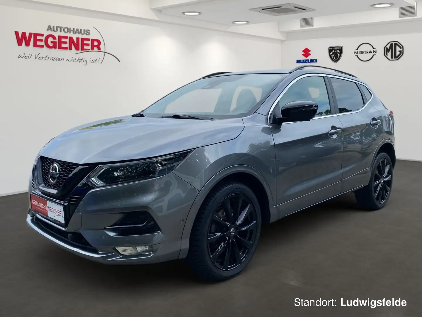 Nissan Qashqai QASHQAI N-TEC AT 1.3 DIG-T +WINTER+NAVI+360+ Grau - 1